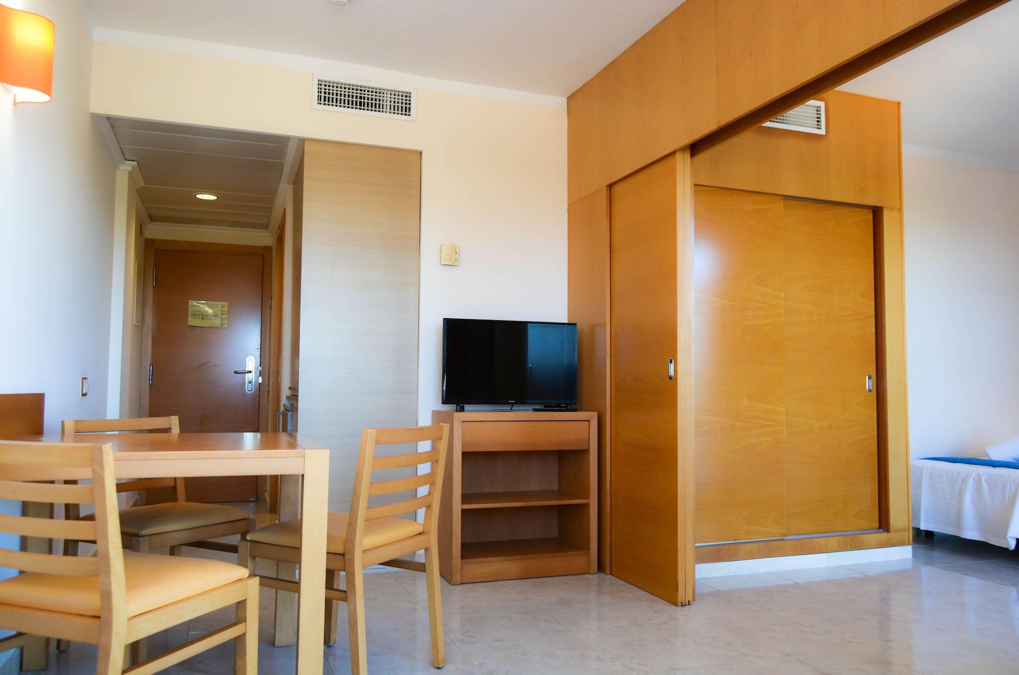 Moon Dreams Atlantic 4* Es Canar (Ibiza)