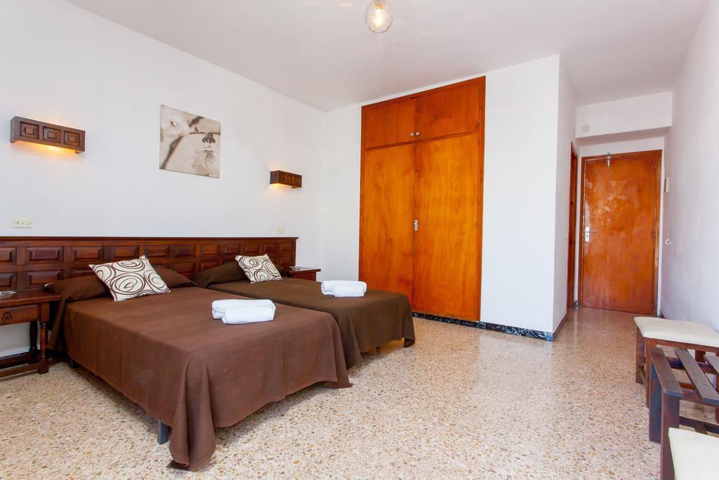 Guest house Flores San Antonio (Ibiza)
