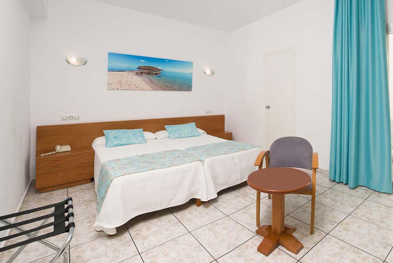 Tropical San Antonio (Ibiza)