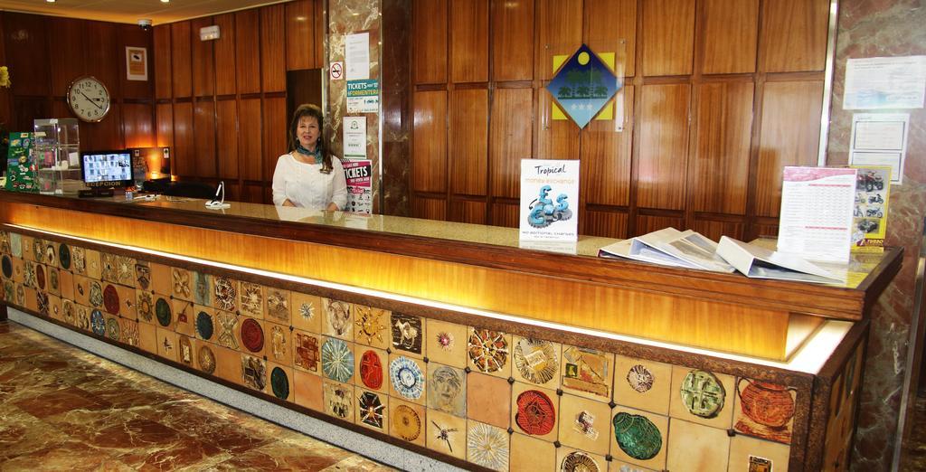 Hotel Tropical