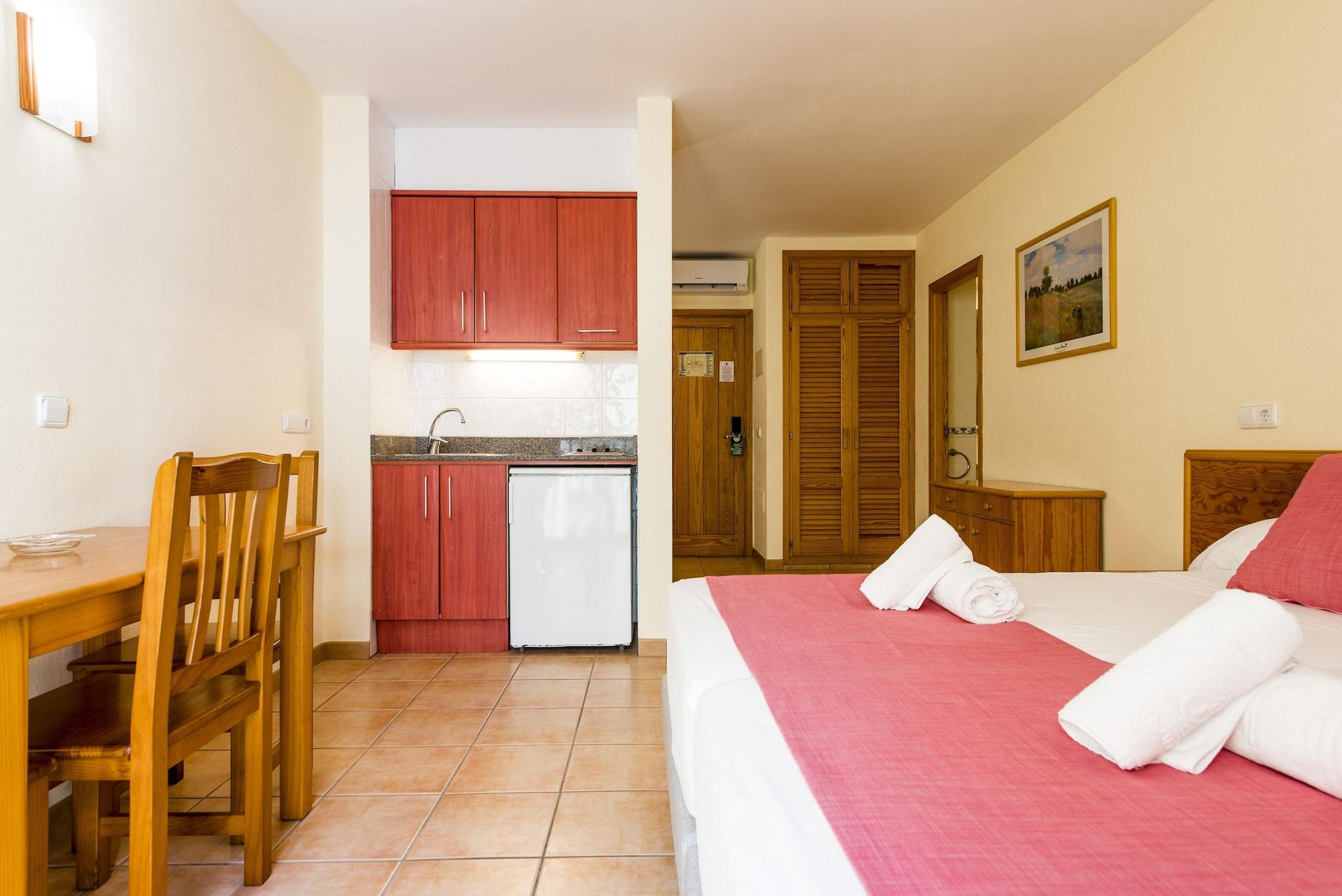 Casa Maria Aparthotel Sant Antoni de Portmany