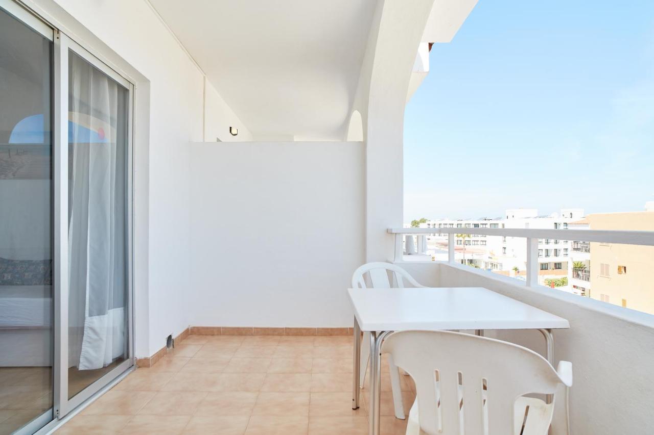 Apartamentos San Antonio Beach 3*