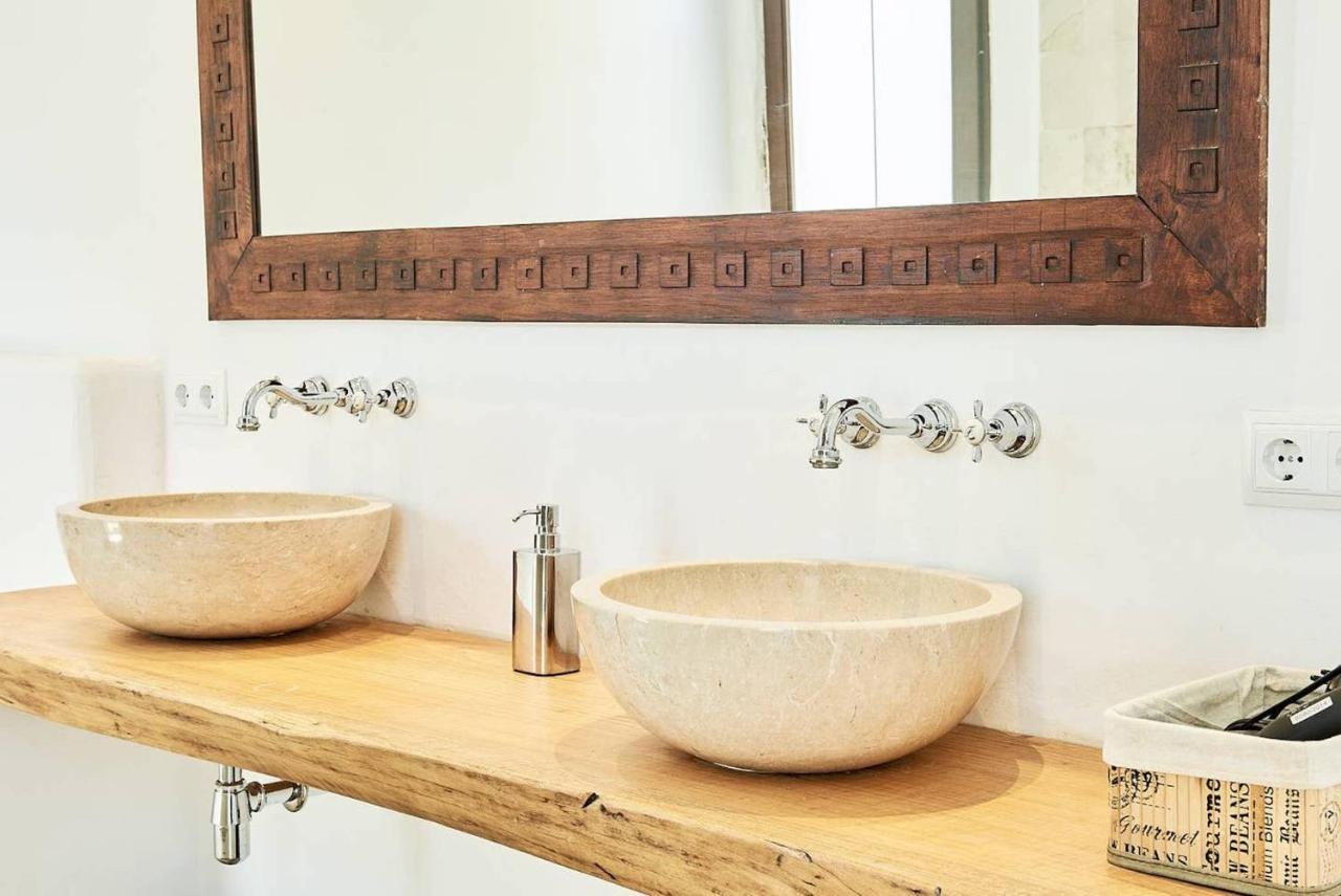 Villa Vista De Muntanya Luxury Villa: Exclusive Beachside Retreat Sant Josep de sa Talaia