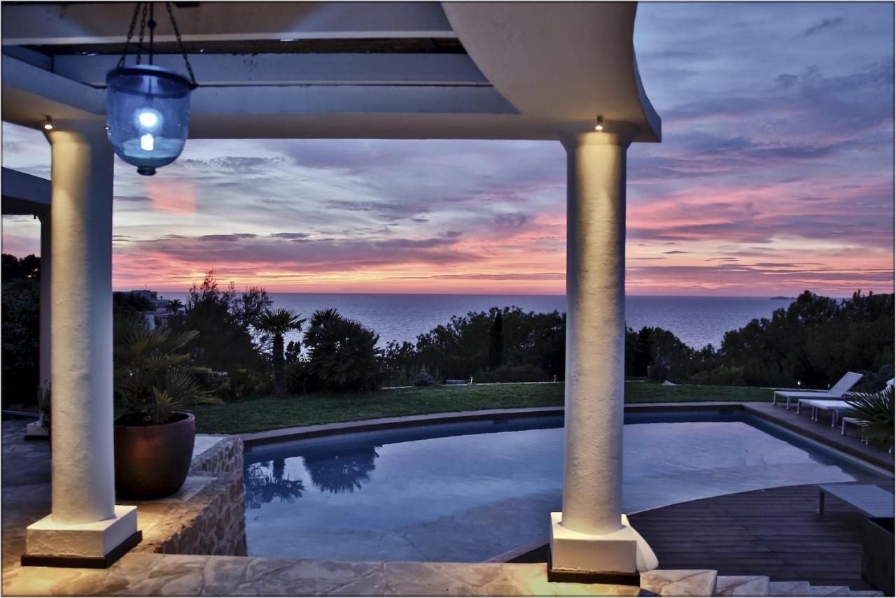 Cliff-top Icarus: Beachfront Ibiza Retreat
