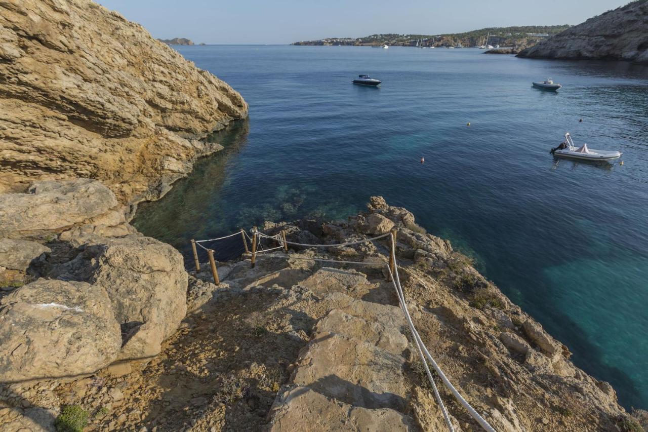Cliff-top Icarus: Beachfront Ibiza Retreat