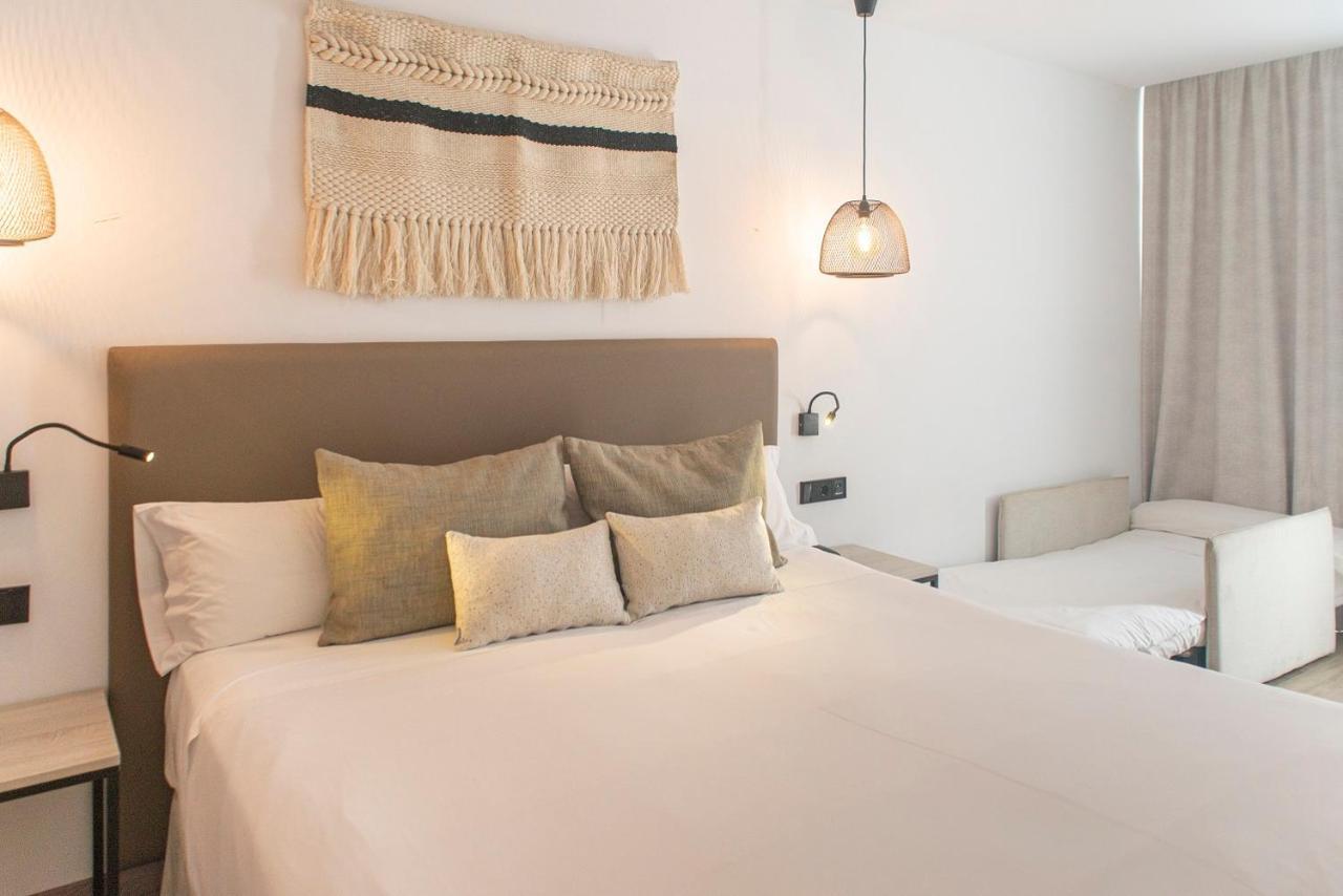 Hotel Sa Clau By Mambo San Antonio (Ibiza)
