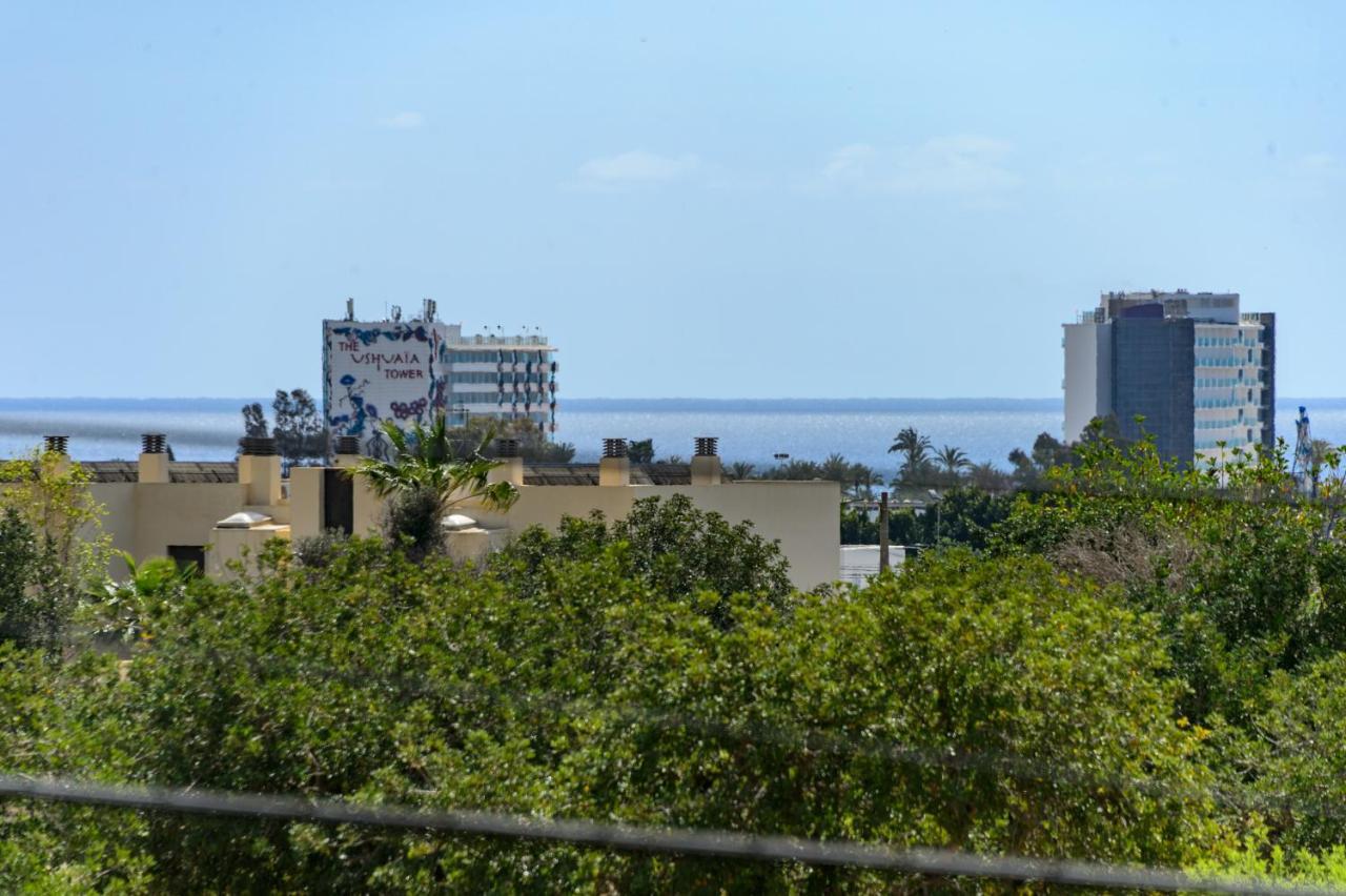 Next To Playa Bossa