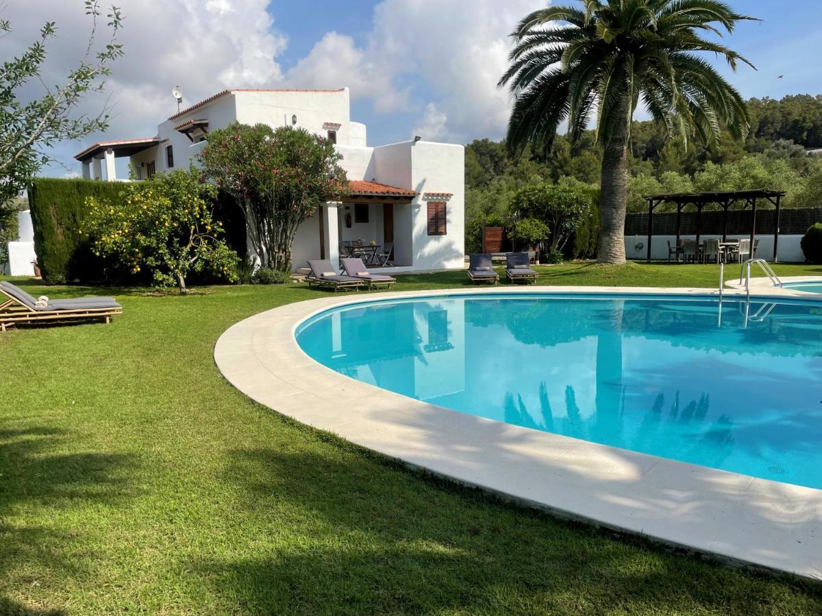 Villa Authentic With Amazing Pool *