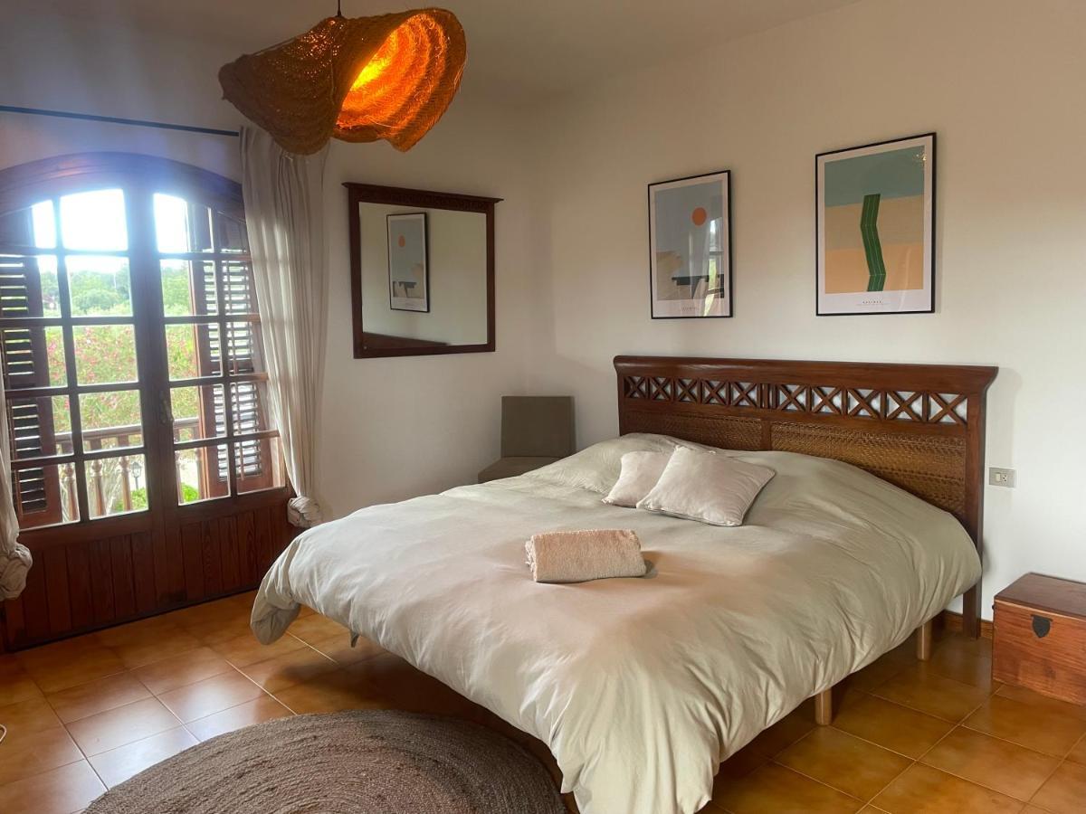 Authentic With Amazing Pool *