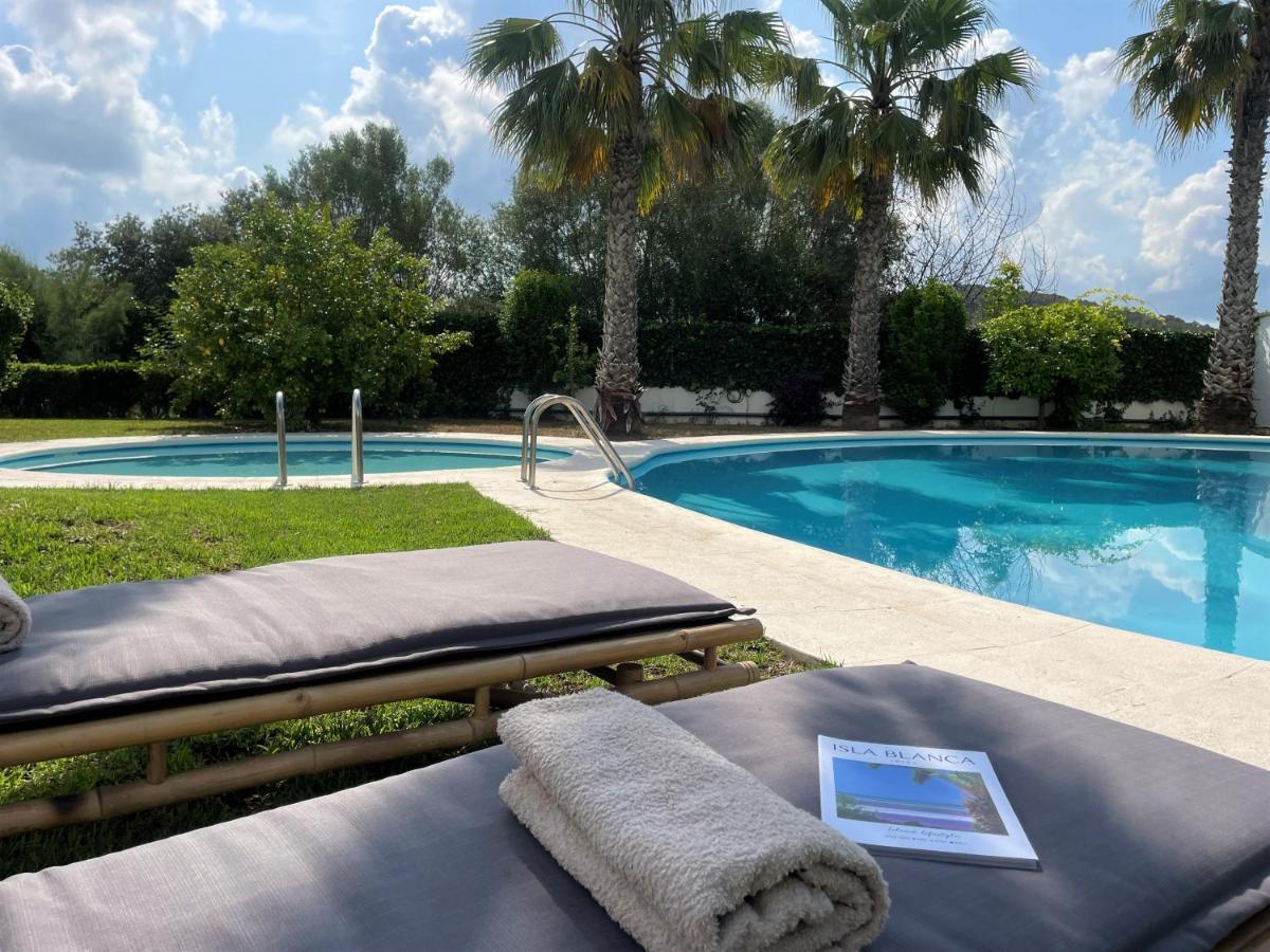 Villa Authentic With Amazing Pool *