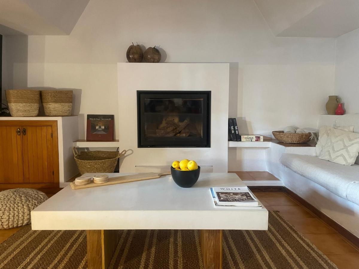 Authentic With Amazing Pool Villa