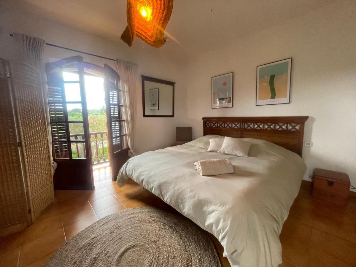 Villa Authentic With Amazing Pool