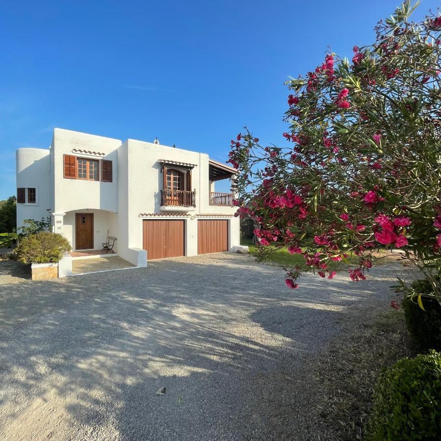 Authentic With Amazing Pool Santa Gertrudis (Ibiza)