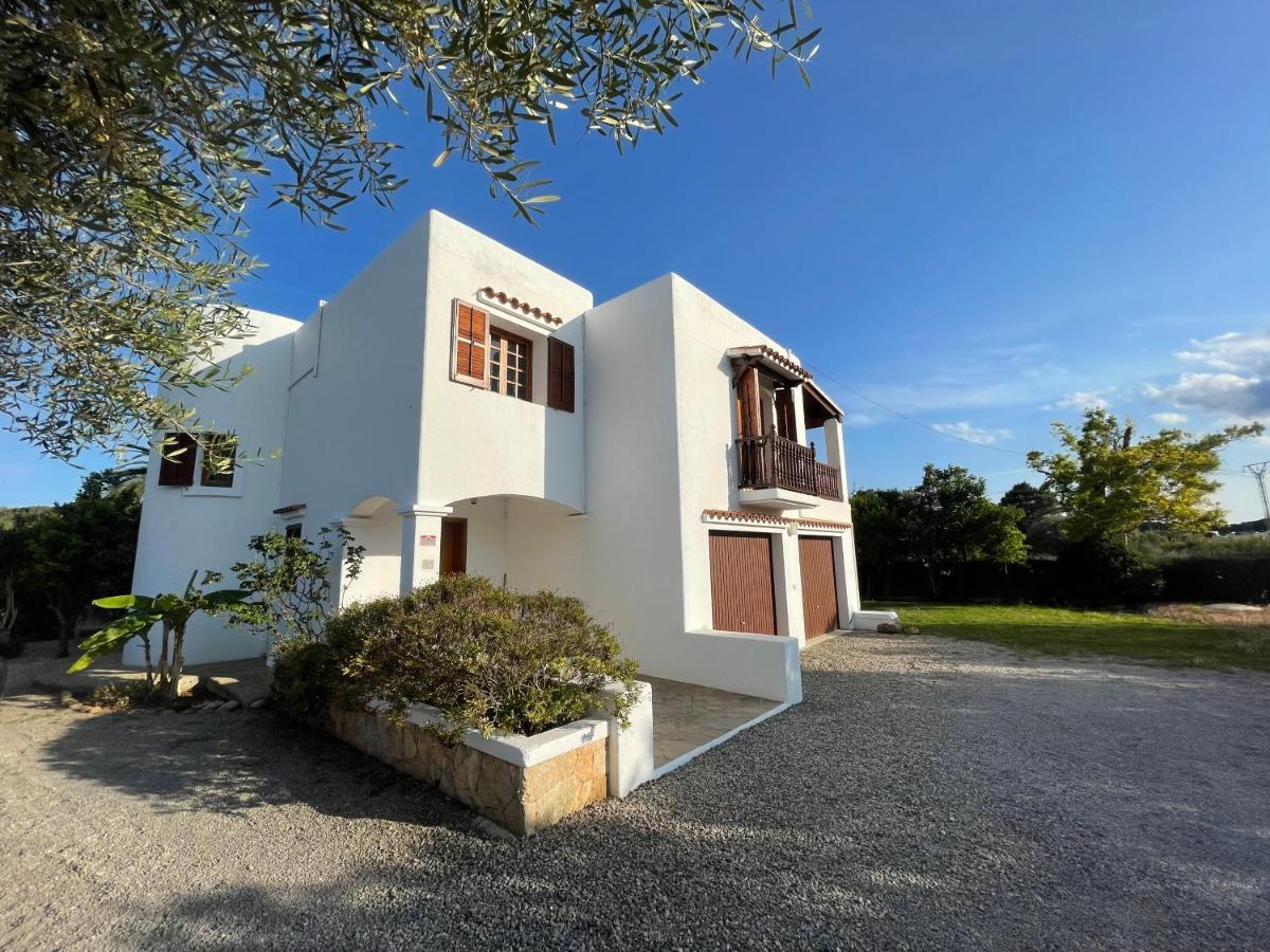 Villa Authentic With Amazing Pool Santa Gertrudis (Ibiza)