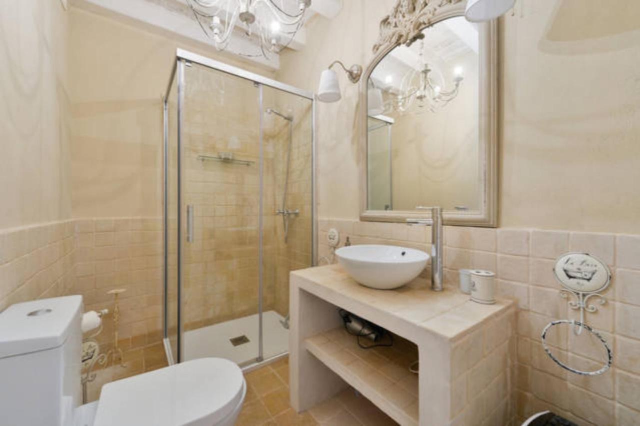 Dalt House Apartamento
