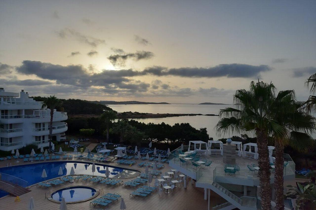 Aparthotel Tropic Garden Santa Eulária des Riu