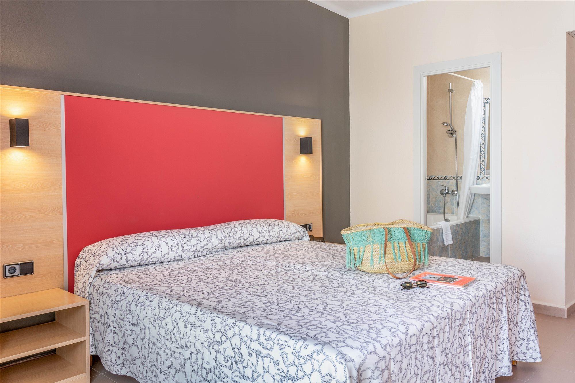 Hotel The Red - Adults Only 2*