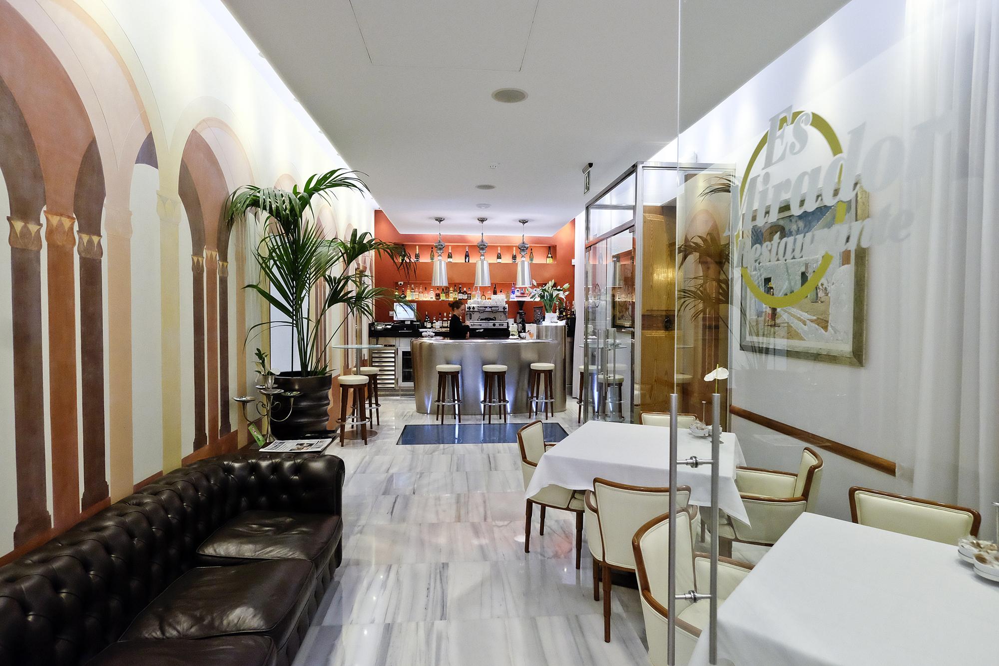 Mirador De Dalt Vila-relais & Chateaux Hotel