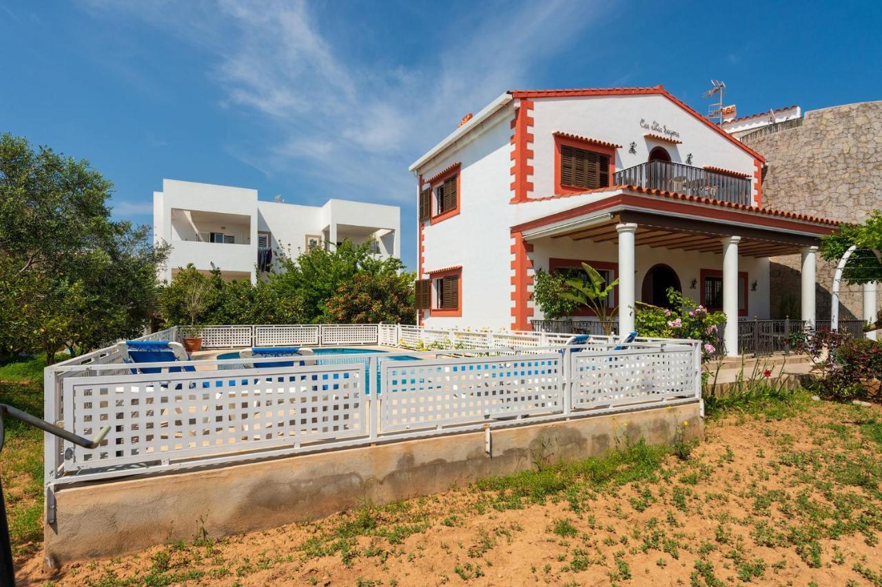 Tortugas, 5 Min Ibiza Town