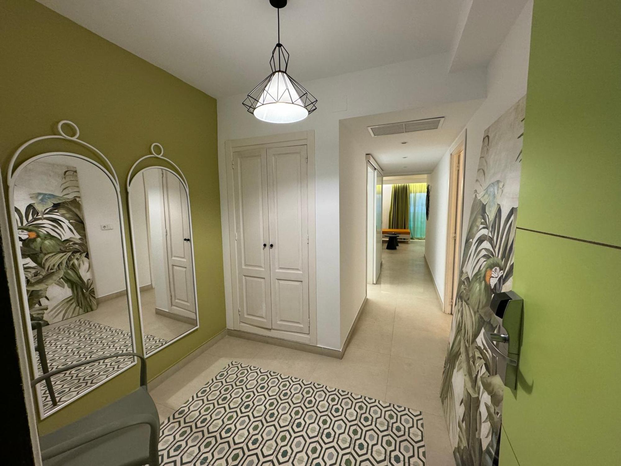 Apartment Boutique Poniente Playa San Antonio (Ibiza)