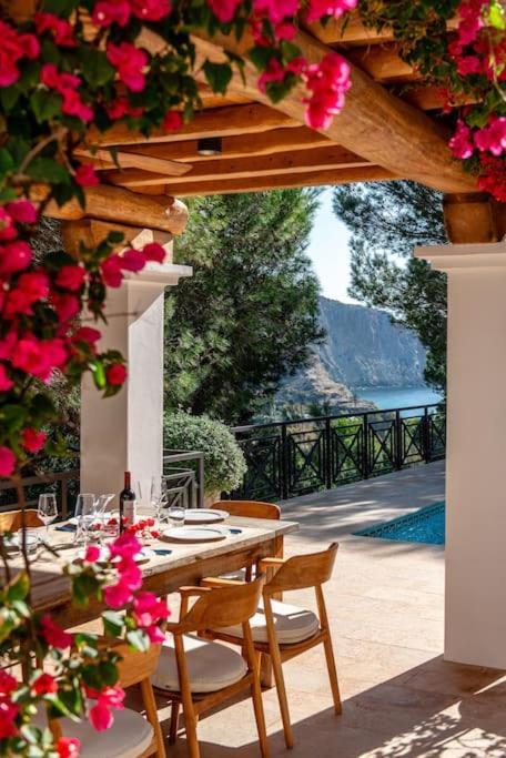 Villa Beautiful Sea View In Jondal *