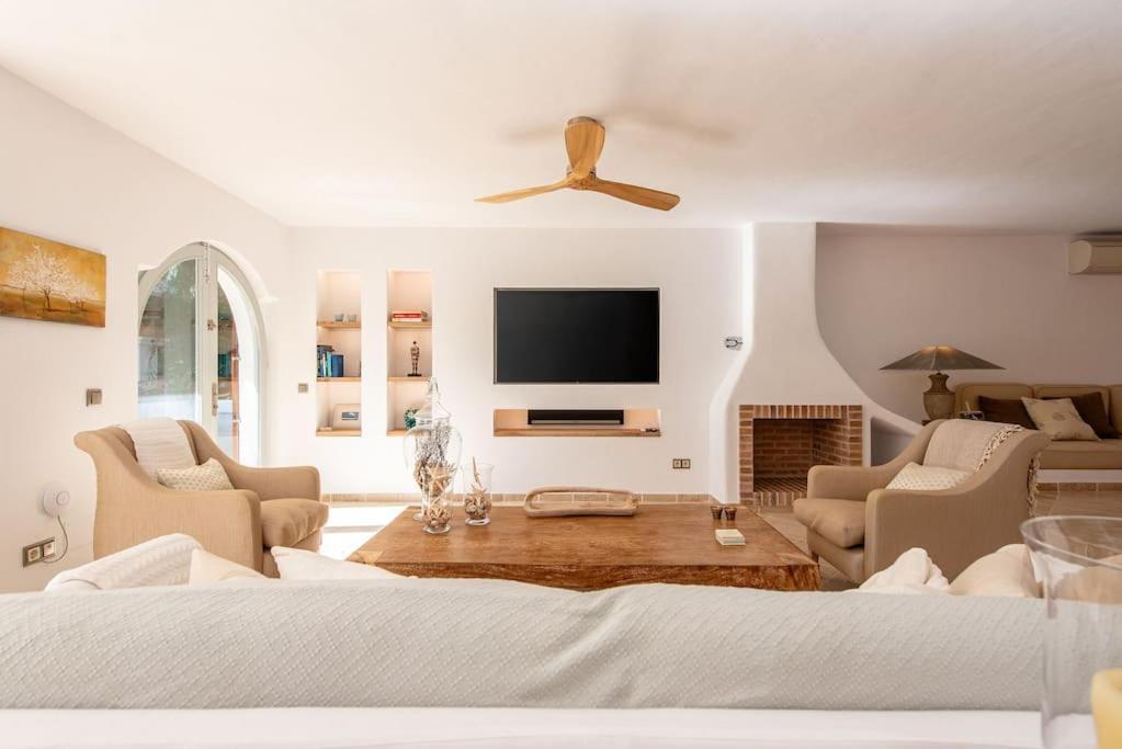 Beautiful Sea View In Jondal Villa Sant Josep de sa Talaia