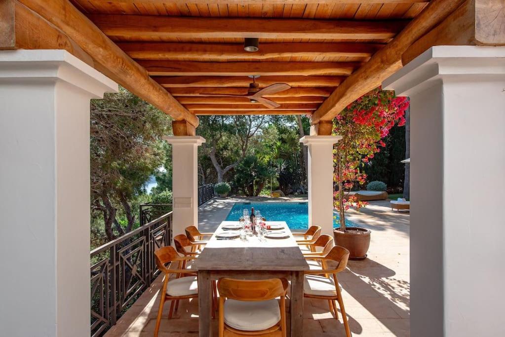 Villa Beautiful Sea View In Jondal Sant Josep de sa Talaia