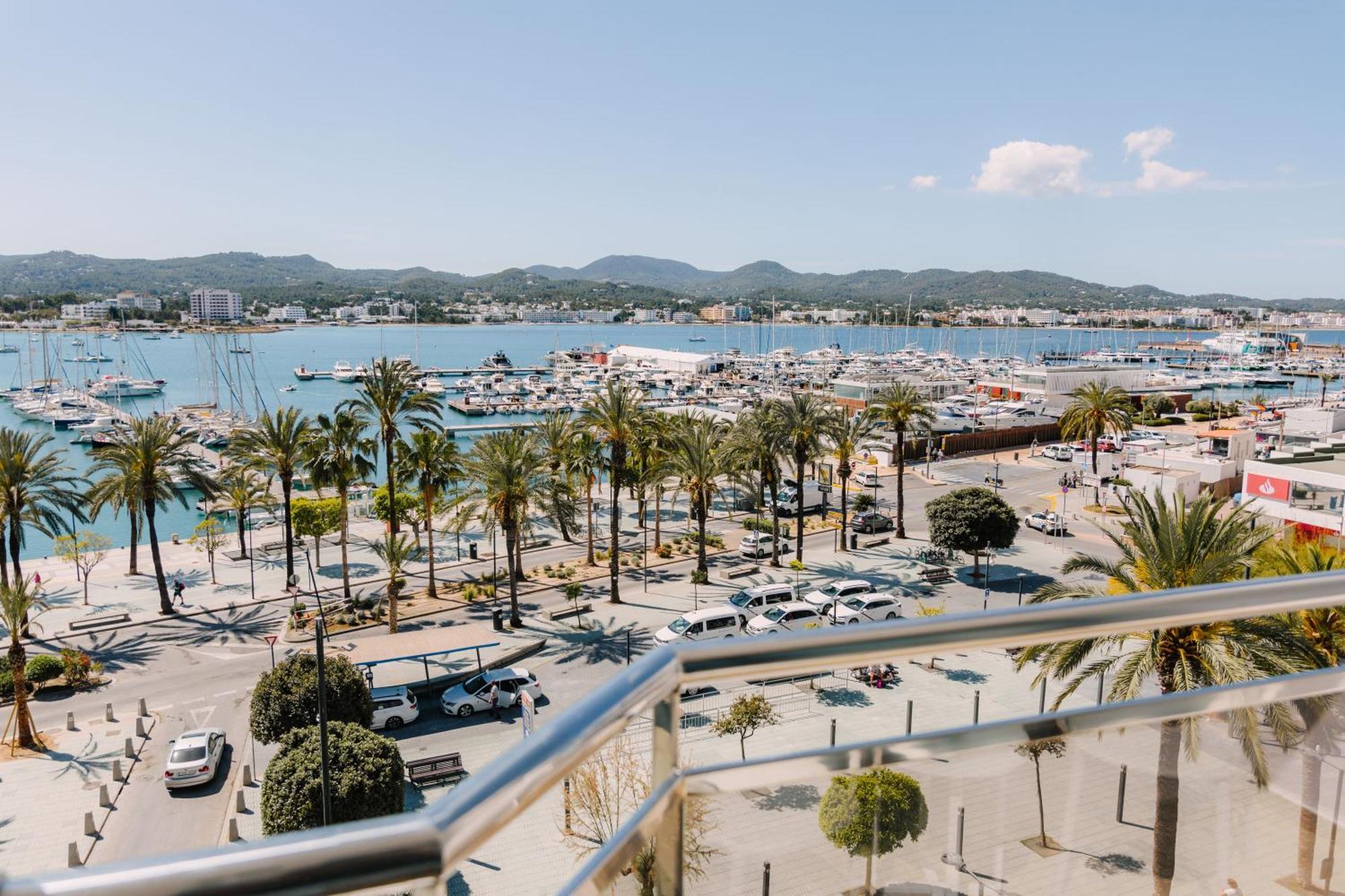 Hotel Sa Clau By Mambo 4*