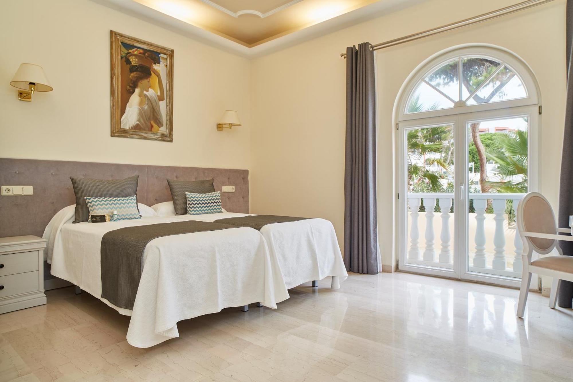Grand Palladium Hotel 5*