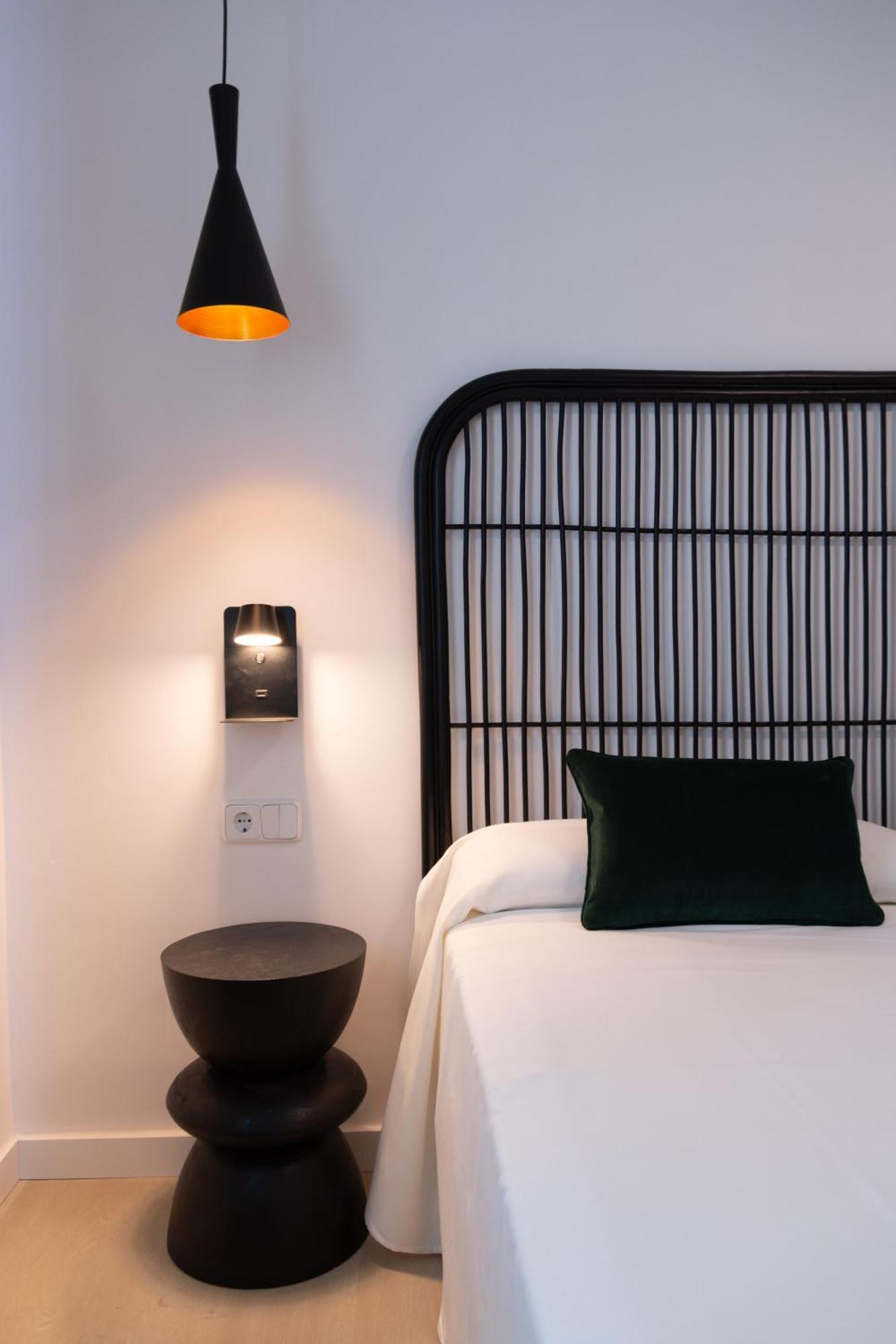 Apartment Boutique Poniente Playa San Antonio (Ibiza)