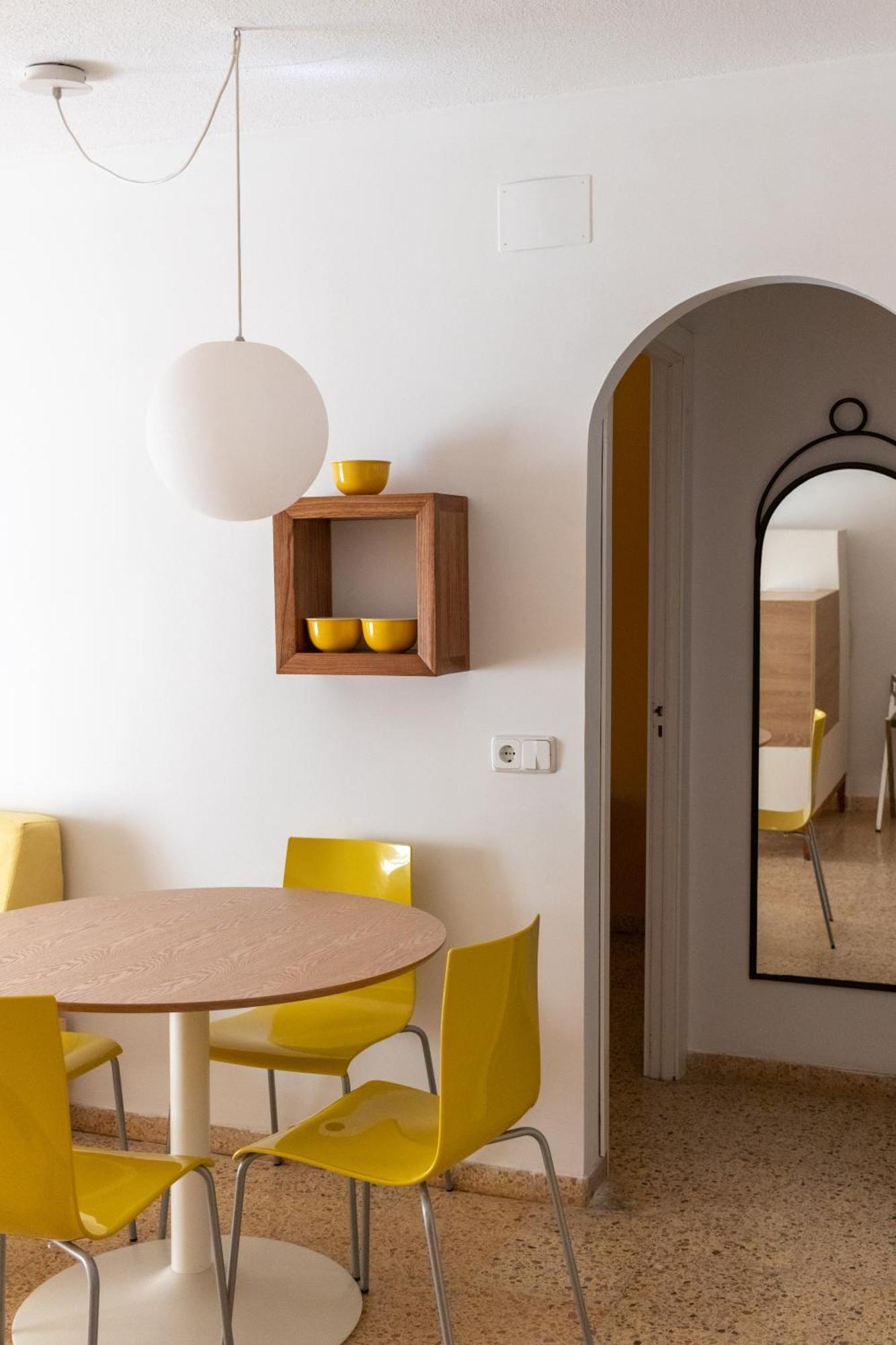 Boutique Poniente Playa Apartment 2*