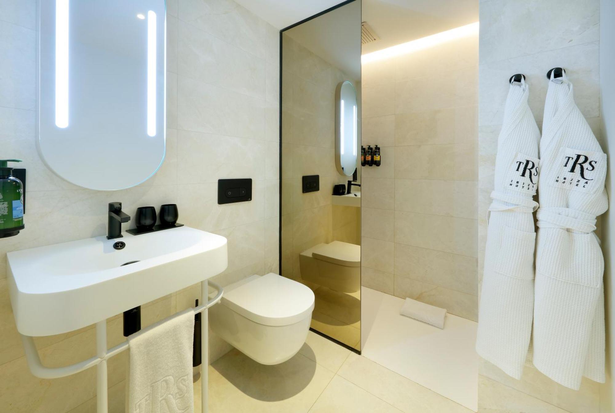 The Signature Level At Trs Ibiza Adults Only - Entrance To Clubs Included San Antonio (Ibiza)