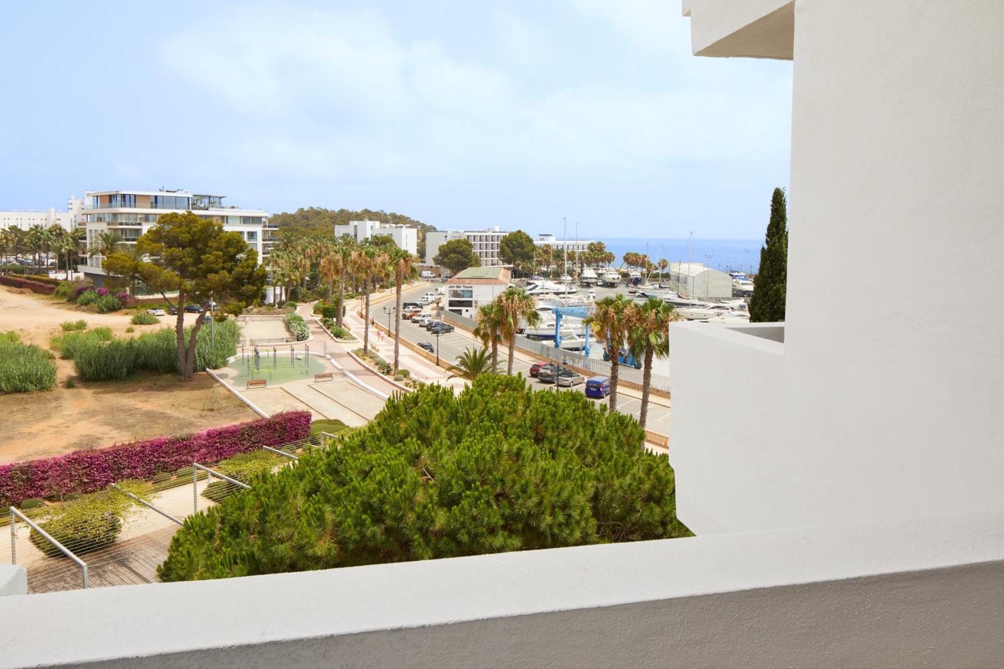 Hotel Tres Torres Santa Eulària des Riu