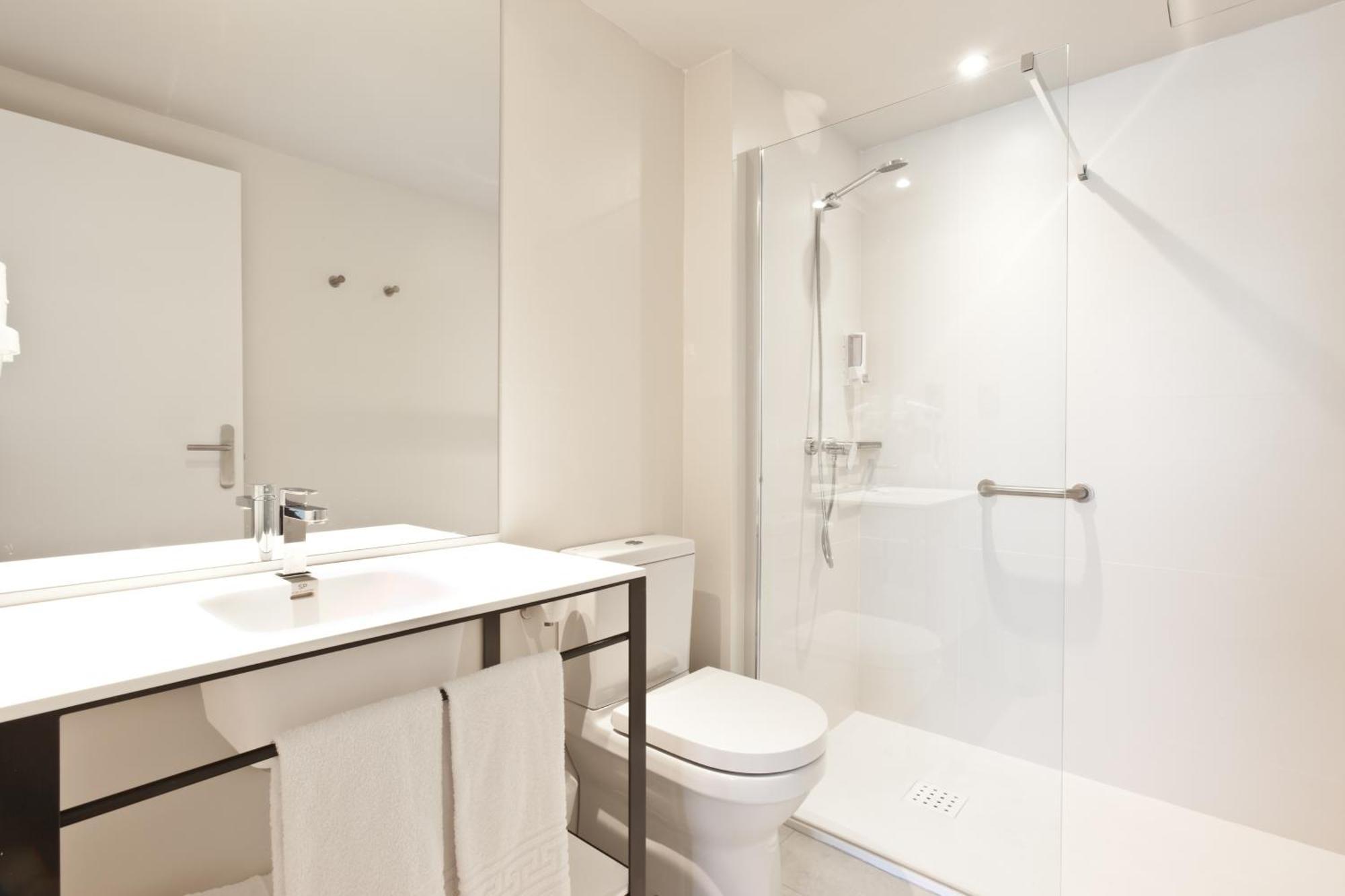Ryans - Only Adults Aparthotel 3*