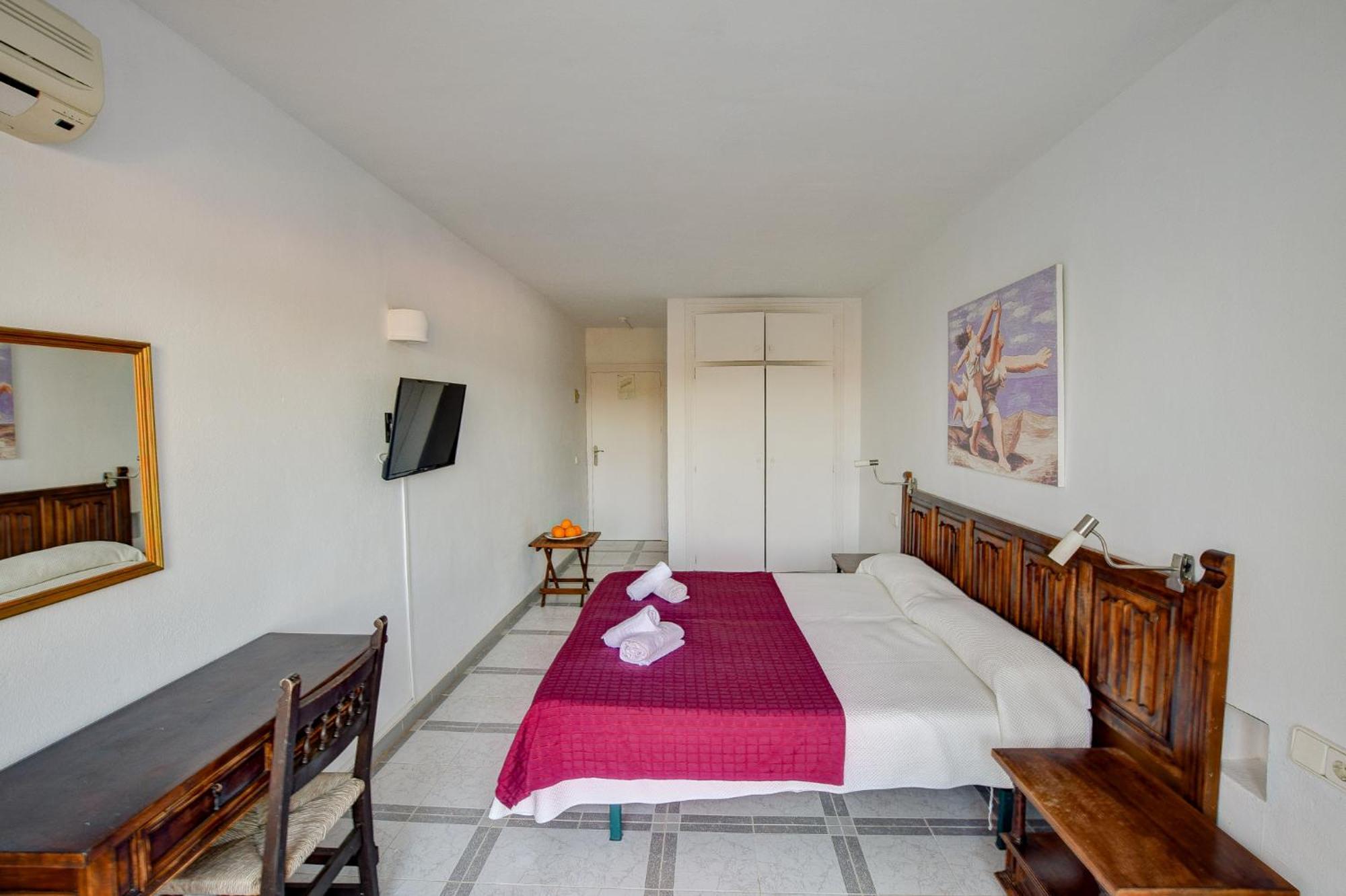 Club Jordi Hotel Cala Llena