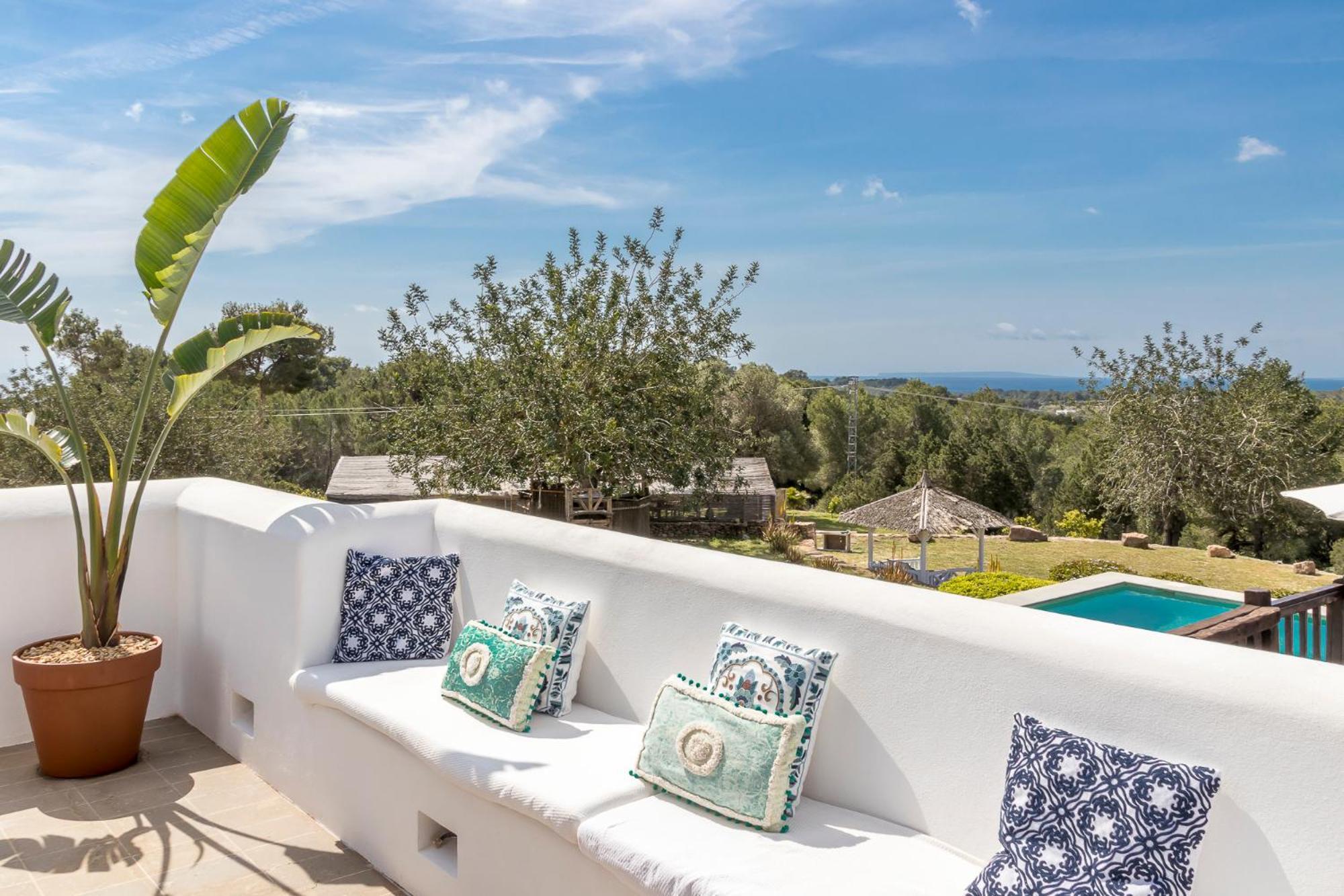 Skye Country house Sant Carles de Peralta