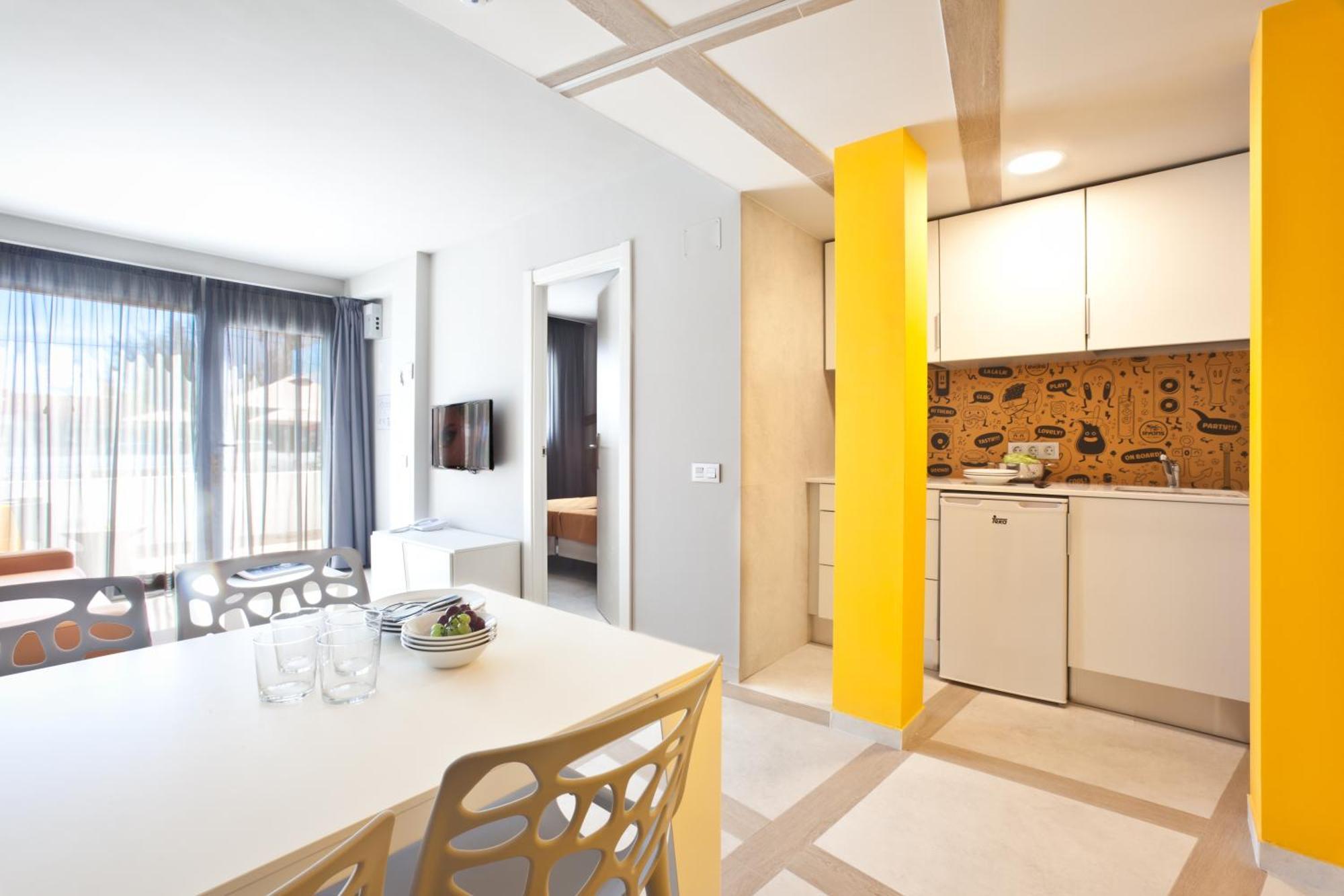 Aparthotel Ryans - Only Adults 3*