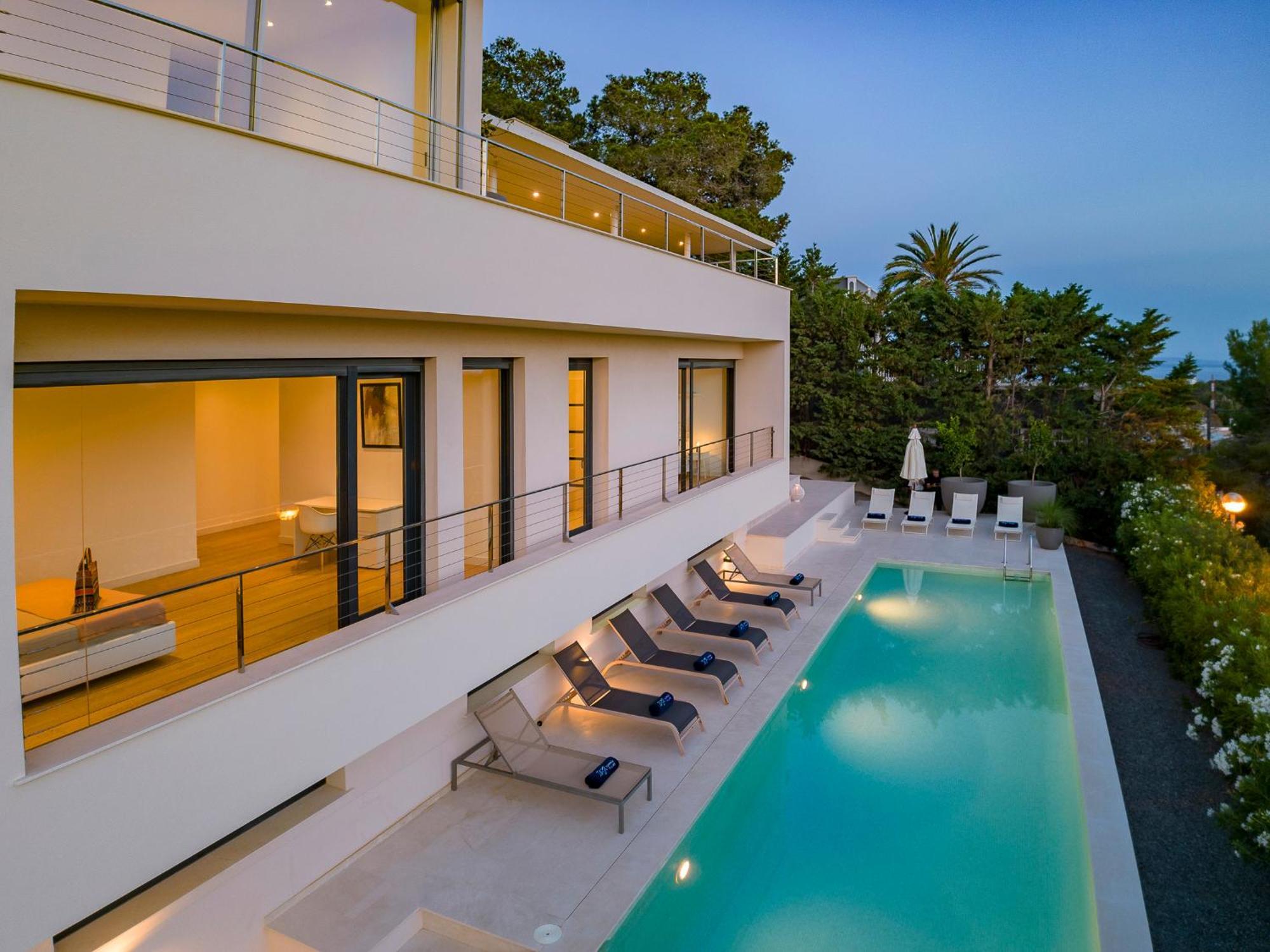 In Ibiza Town Sleeps 10 - Vue Villa