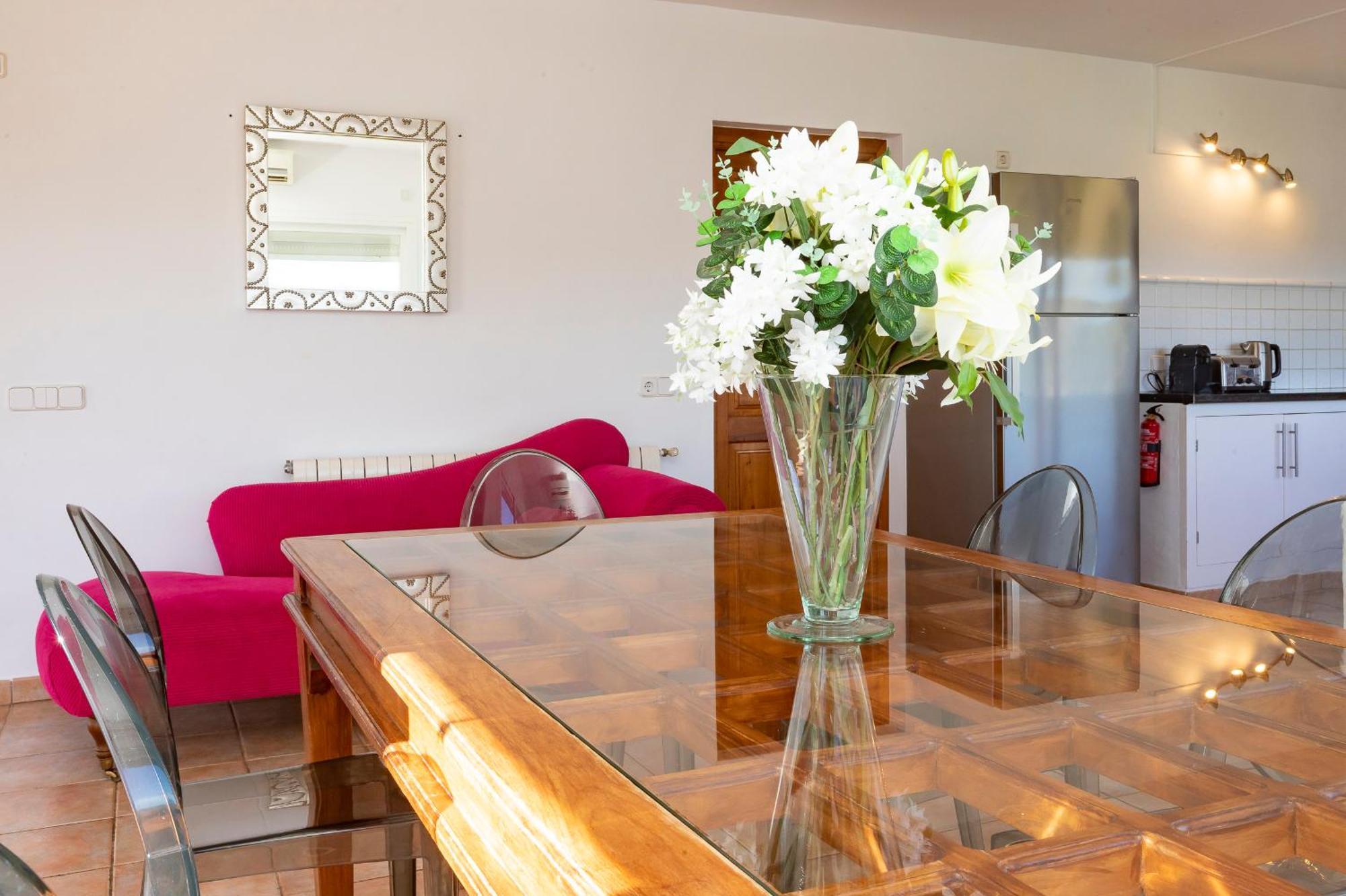 Near San Antonio Sleeps 11 Villa *