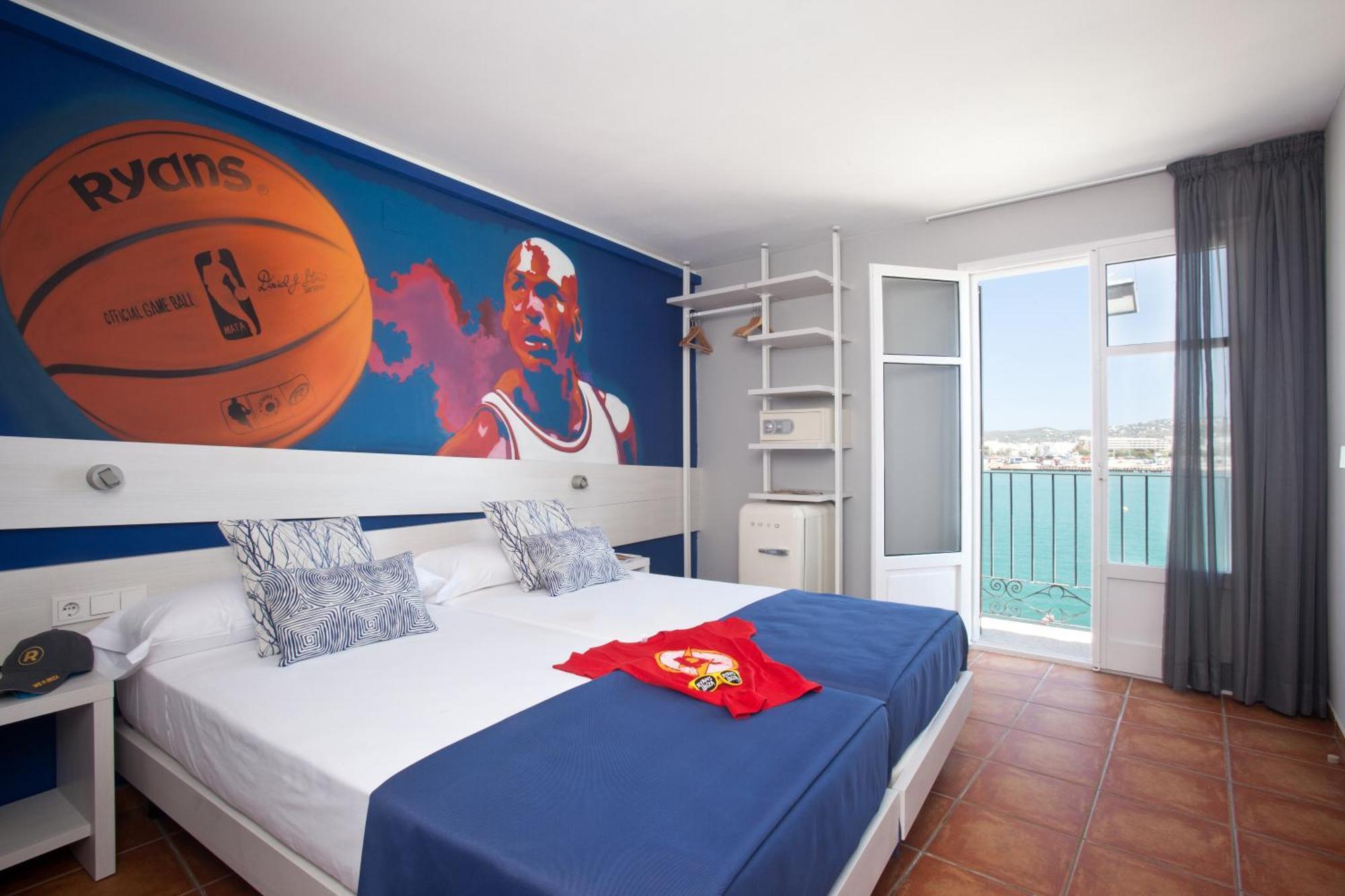 Hotel Ryans La Marina (adults Only) 3*