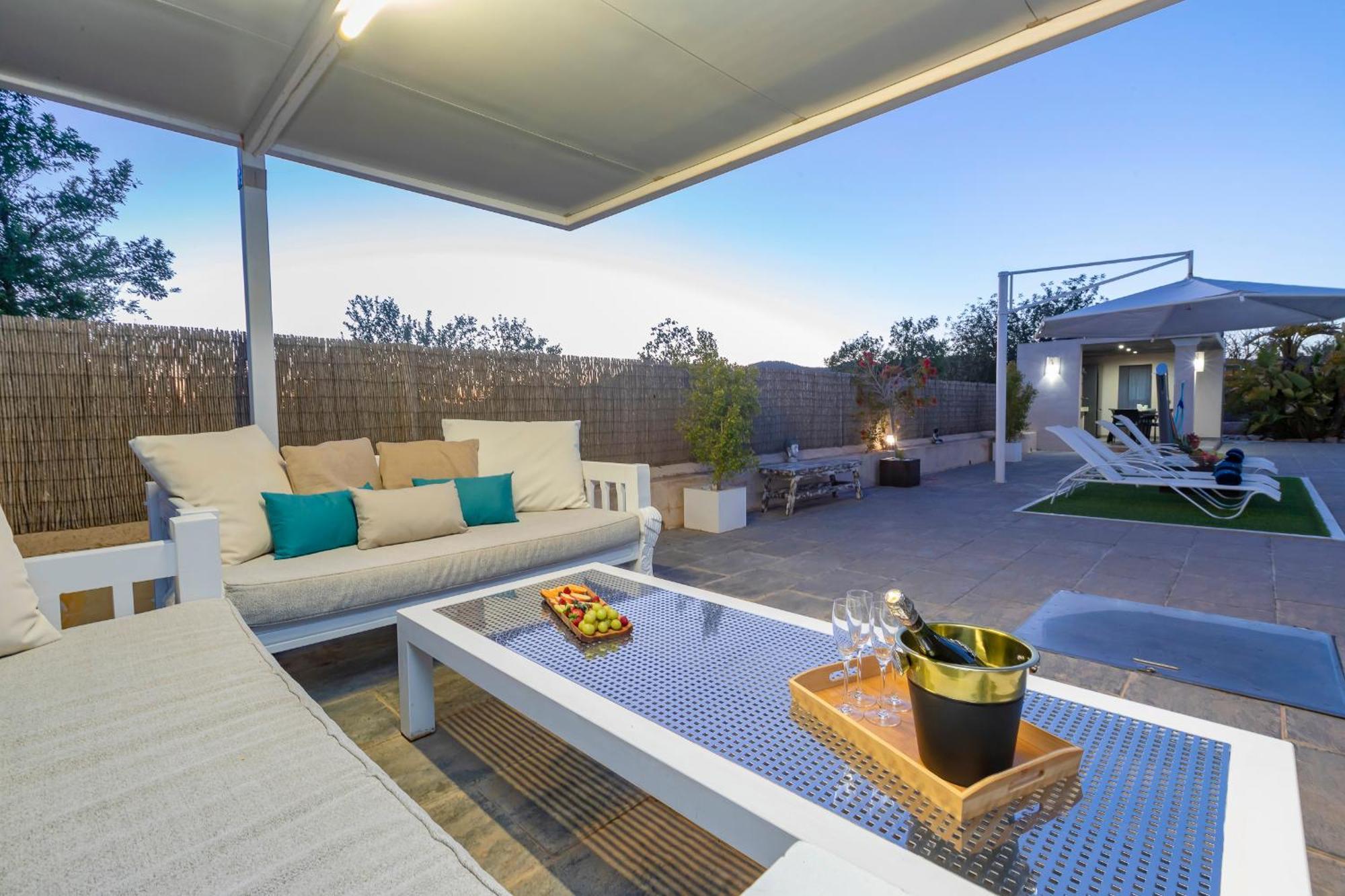 Near San Antonio Sleeps 10 Villa San Antonio Abad