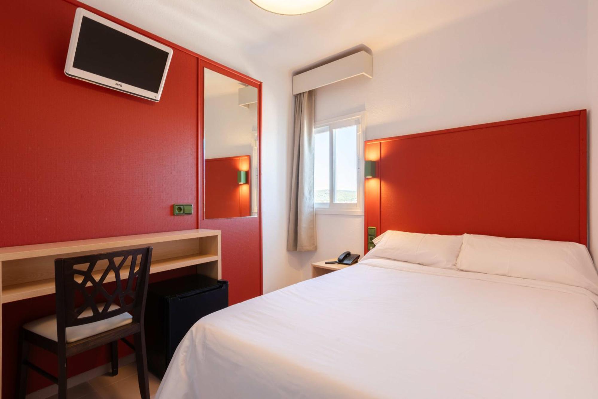 The Red - Adults Only Hotel