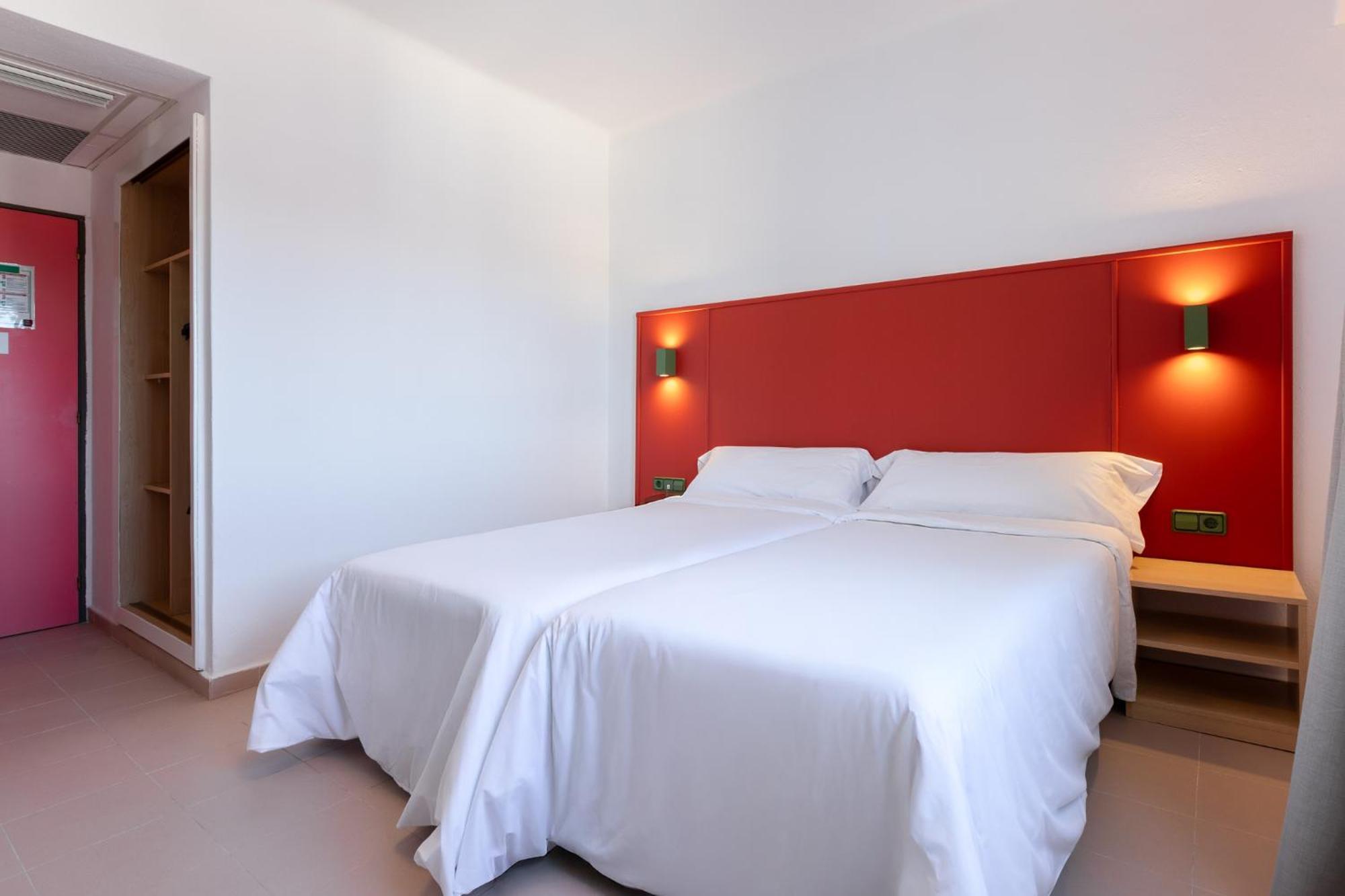 The Red - Adults Only Hotel San Antonio (Ibiza)