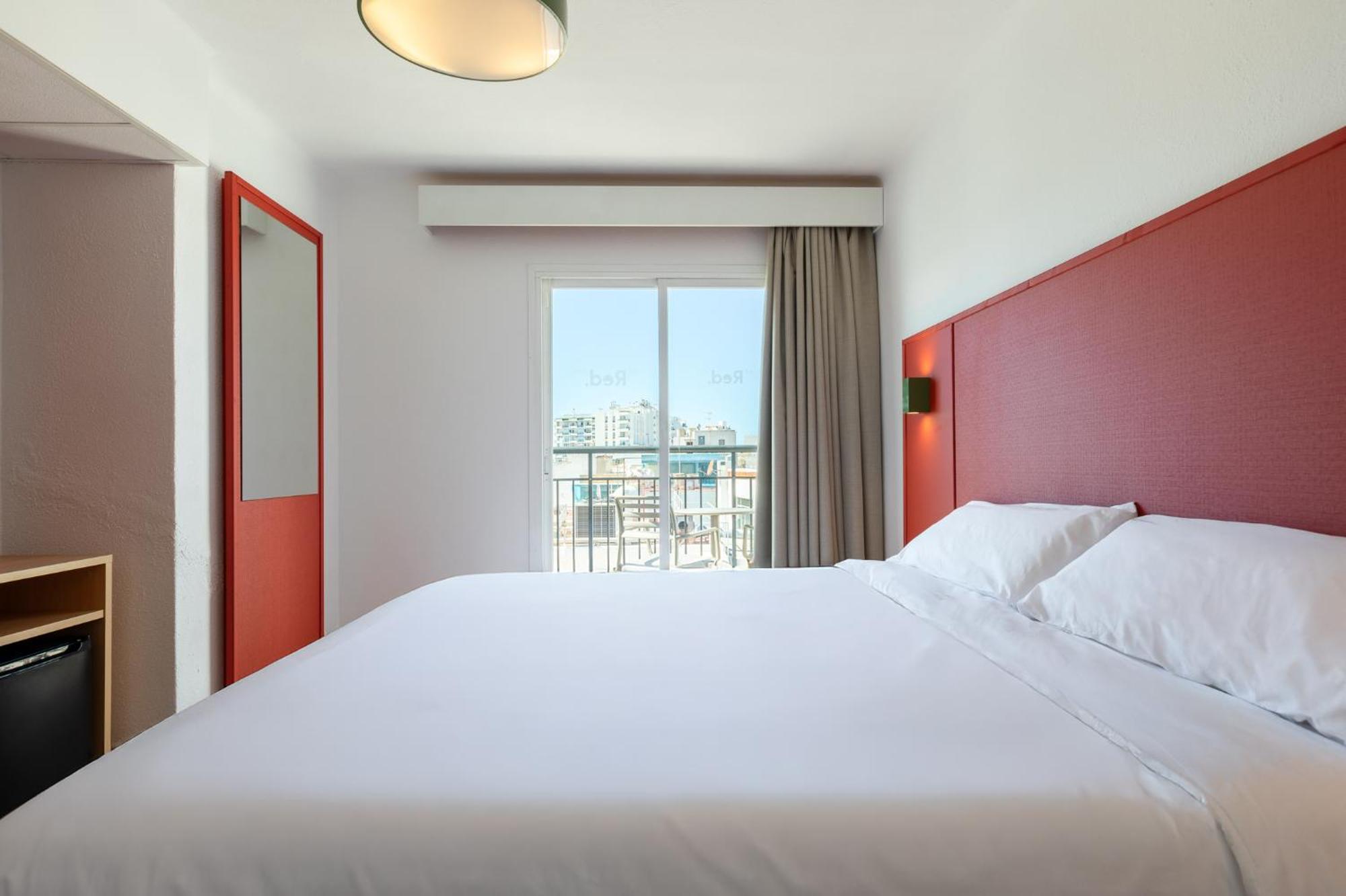 Hotel The Red - Adults Only 2*