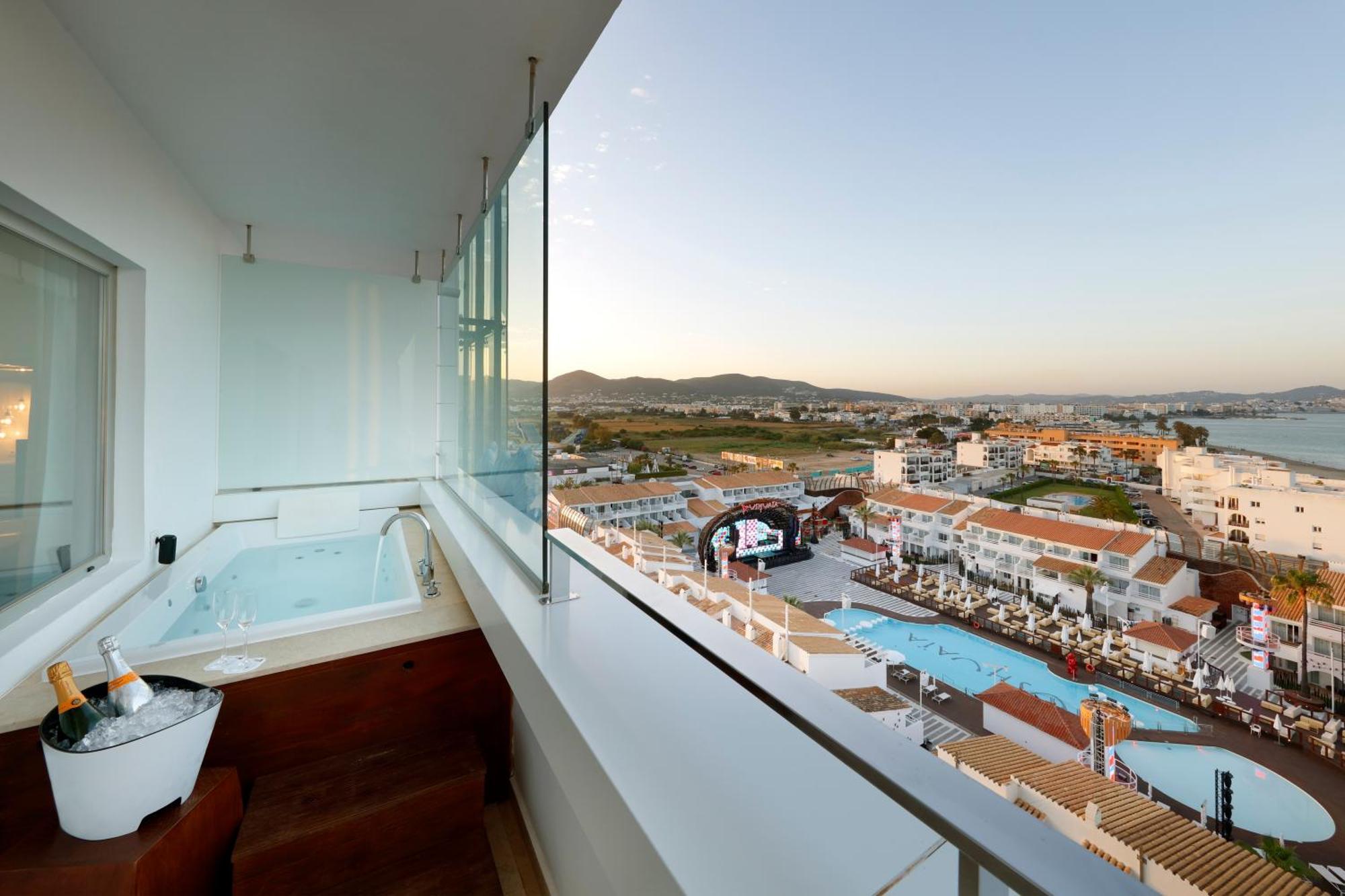 Hotel Ushuaia Ibiza - Adults Only - Club Entrance Included Playa d'en Bossa