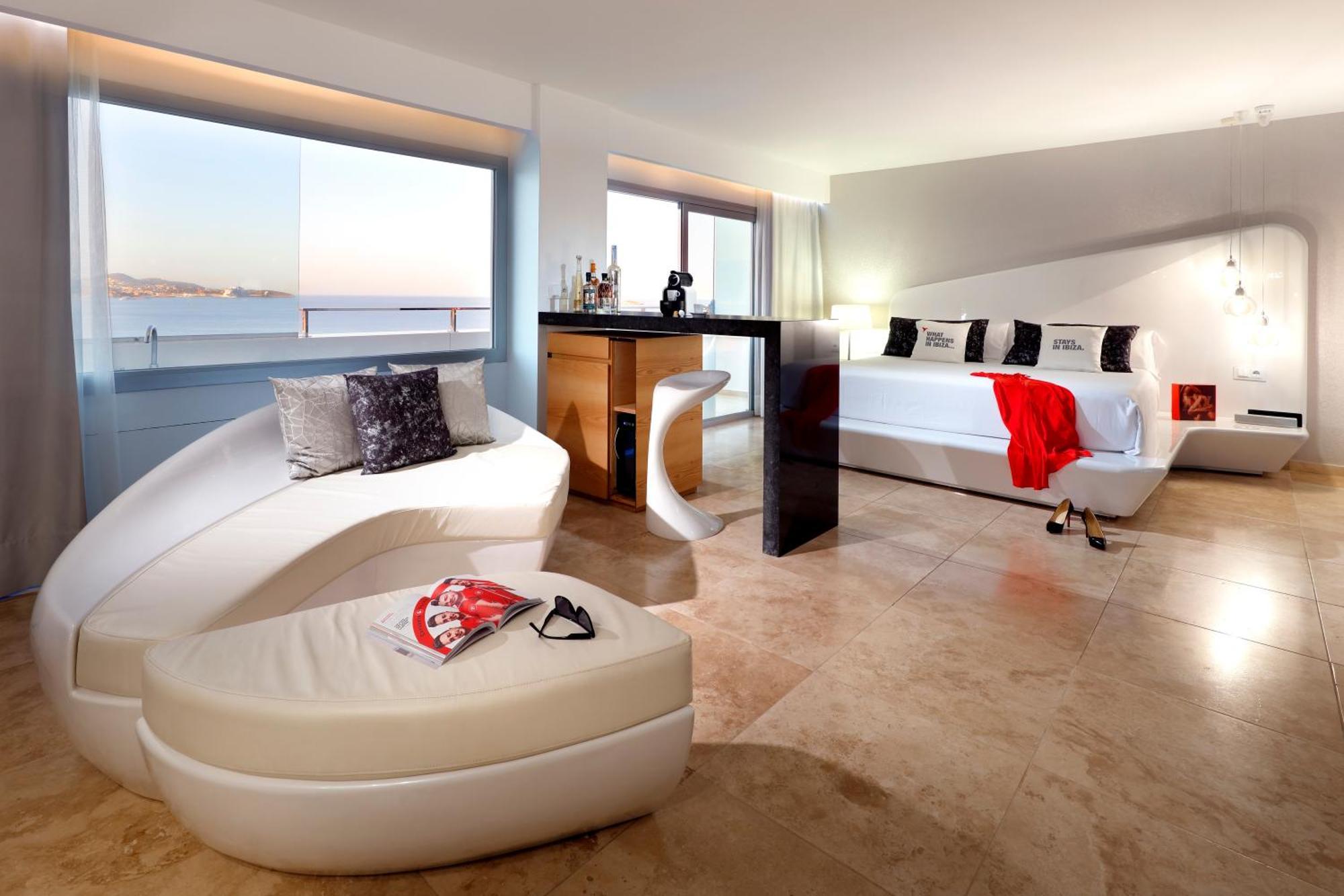 Ushuaia Ibiza - Adults Only - Club Entrance Included Playa d'en Bossa