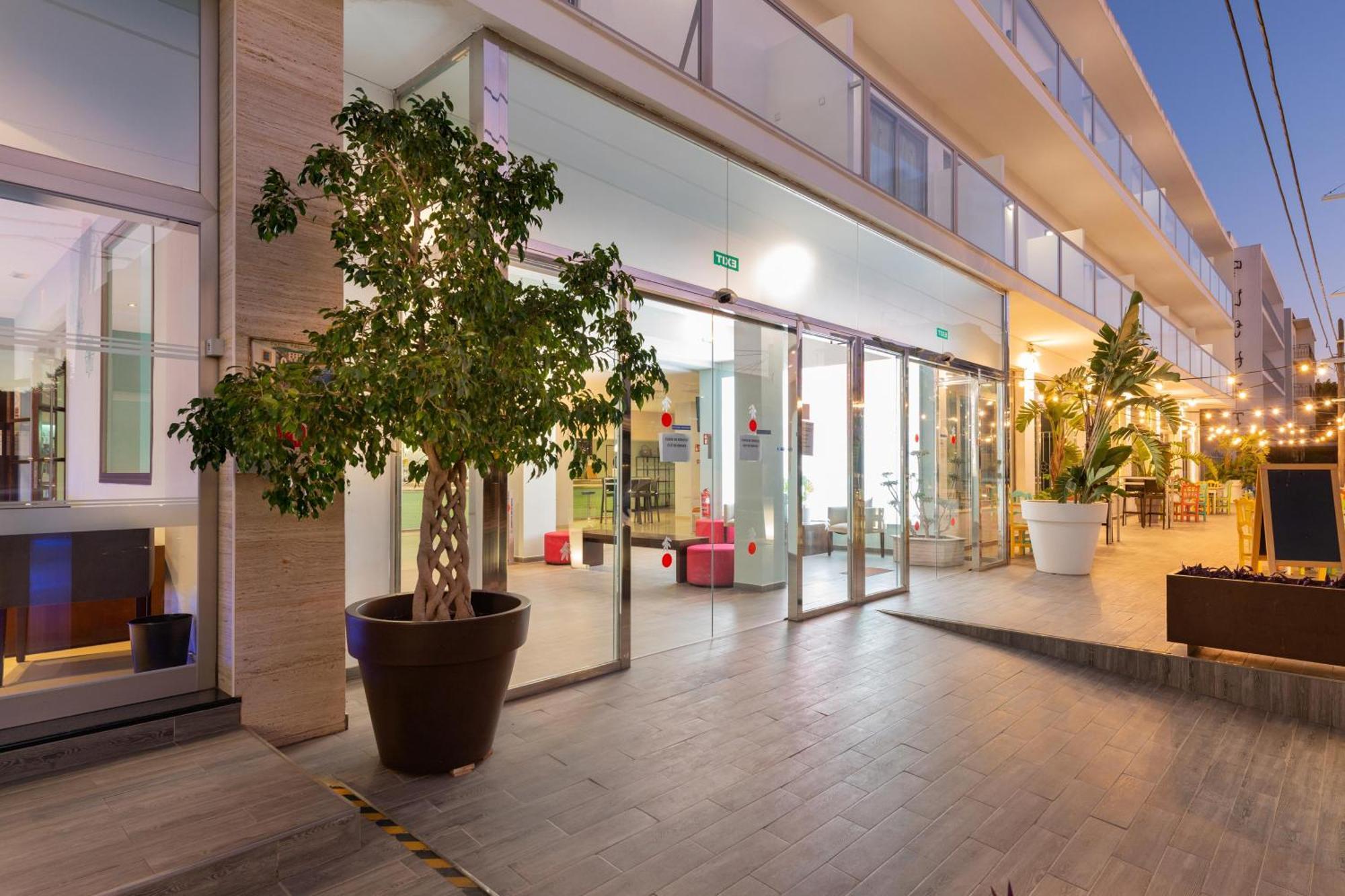 Puchet Ibiza Hotel 3*