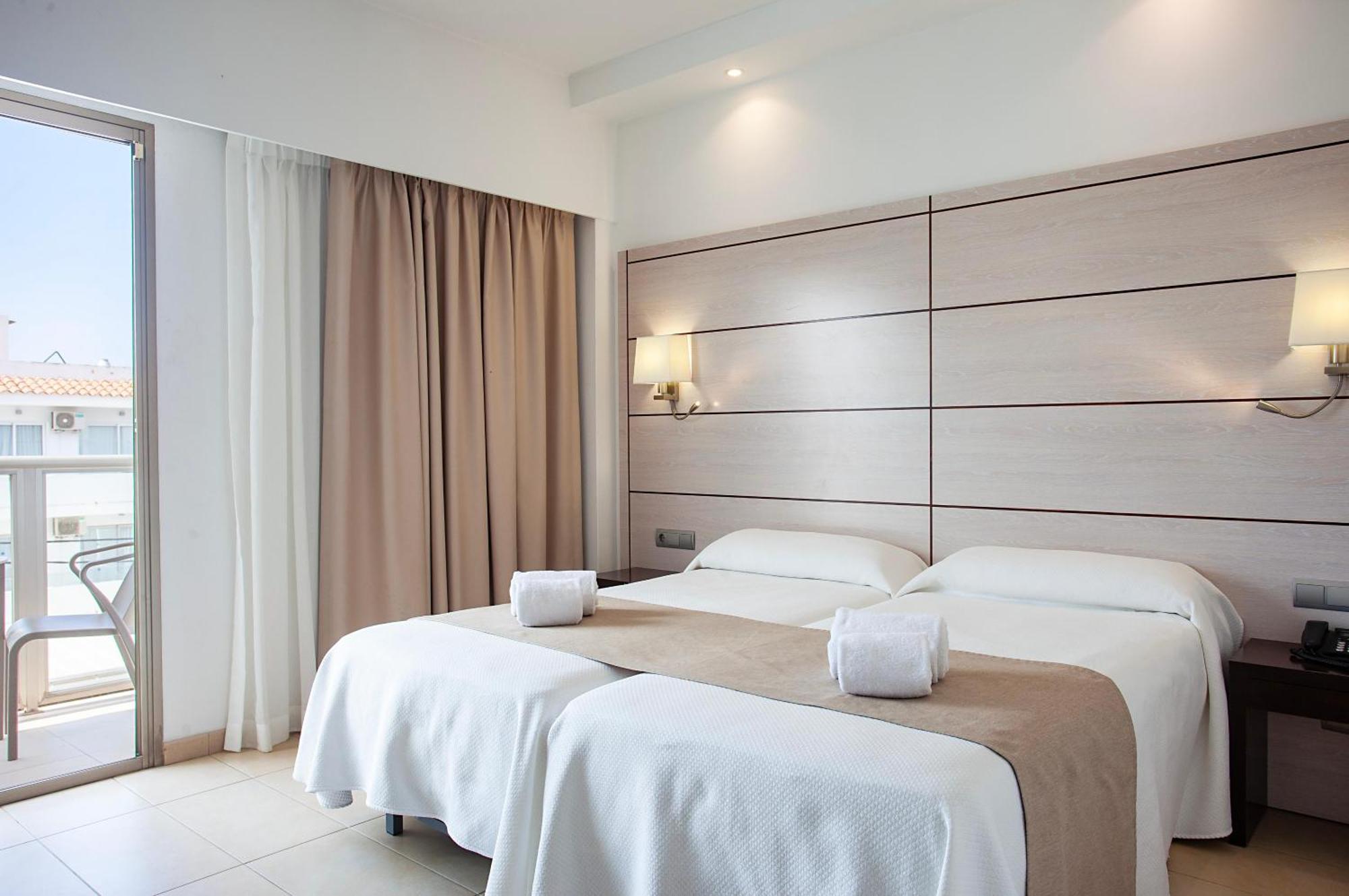 Puchet Ibiza Hotel 3*