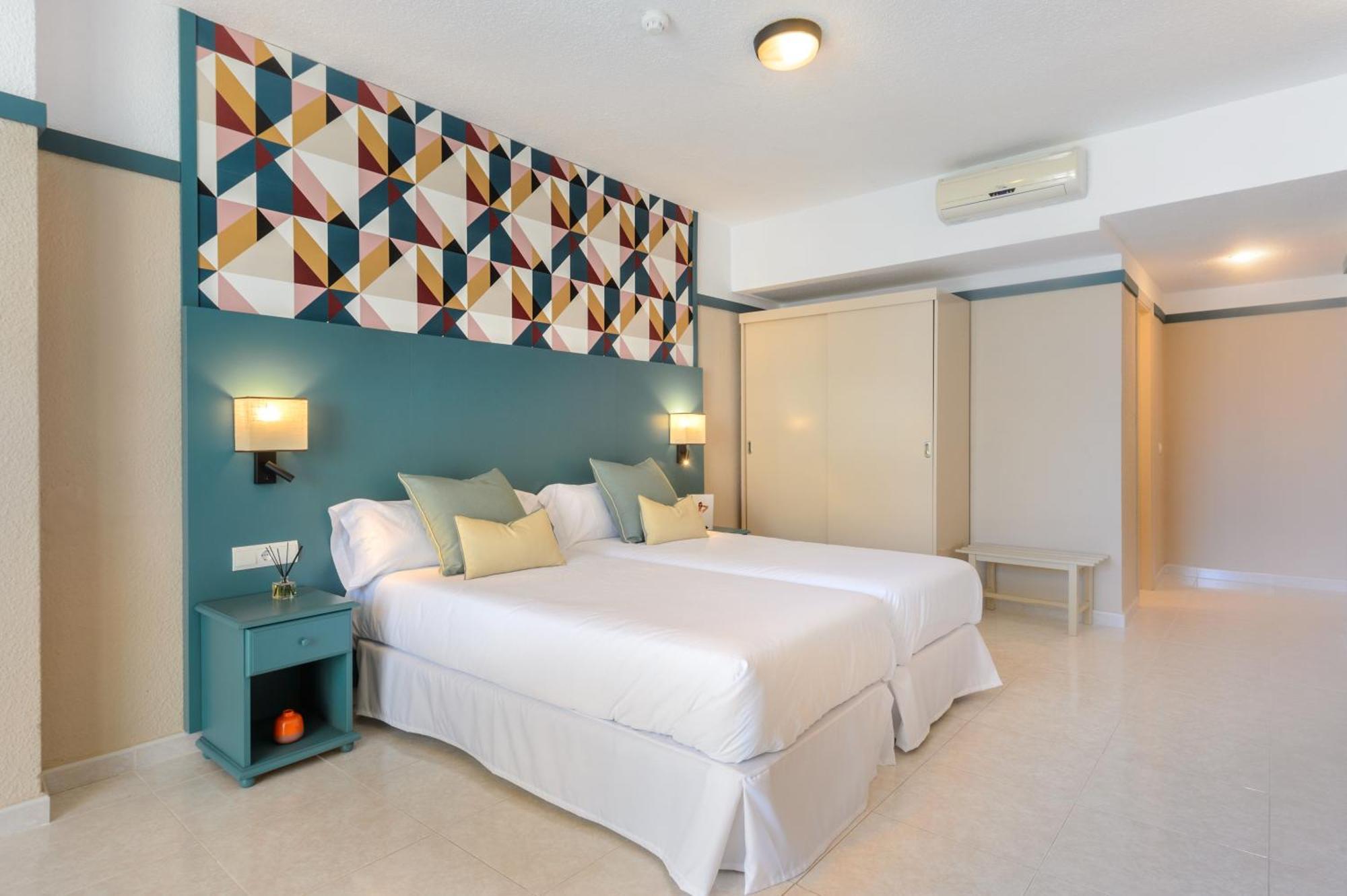 Vibra Club Maritim 3*