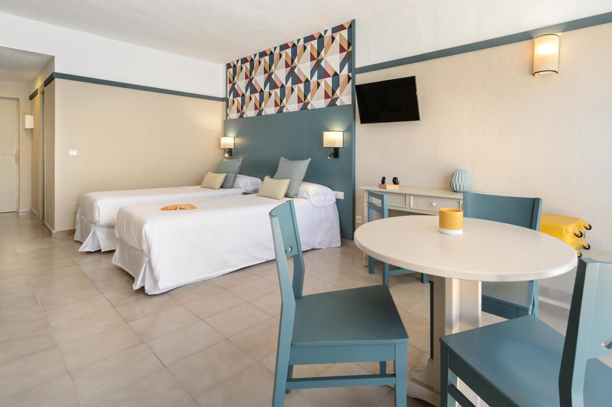 Vibra Club Maritim 3*